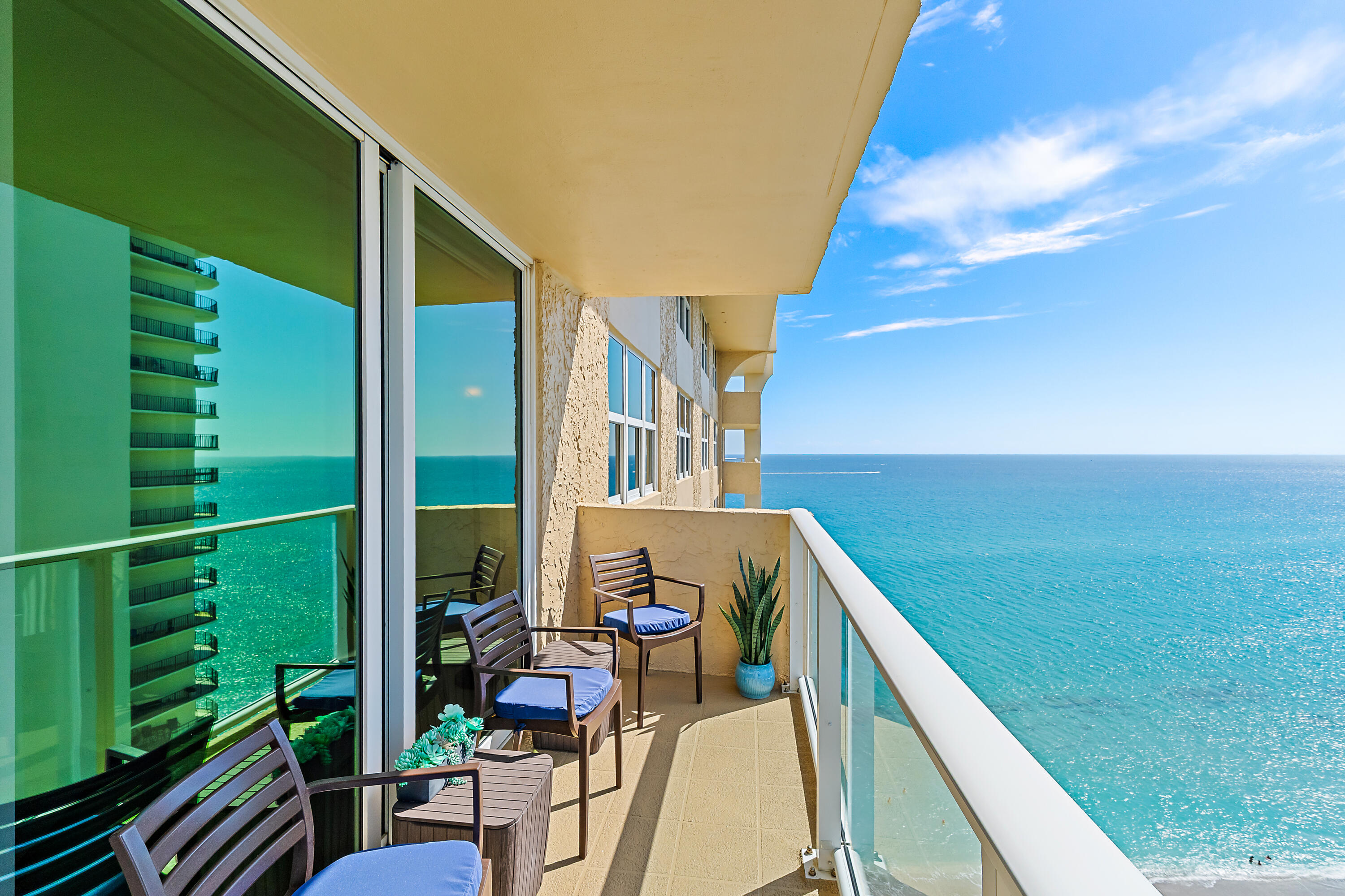 034-5440NOceanDr-PH205-SingerIsland-FULL