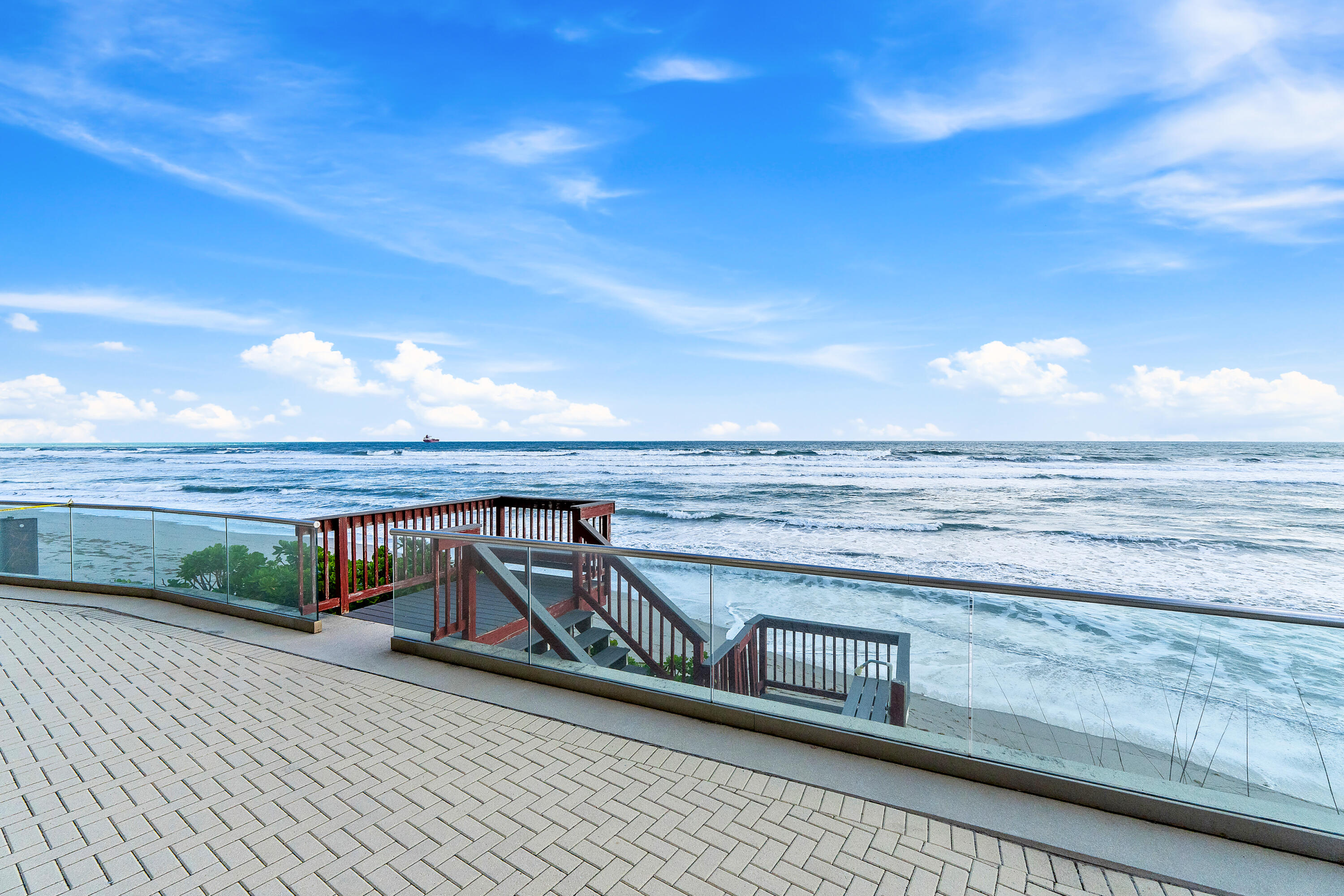 087-5440NOceanDr-PH205-SingerIsland-FULL