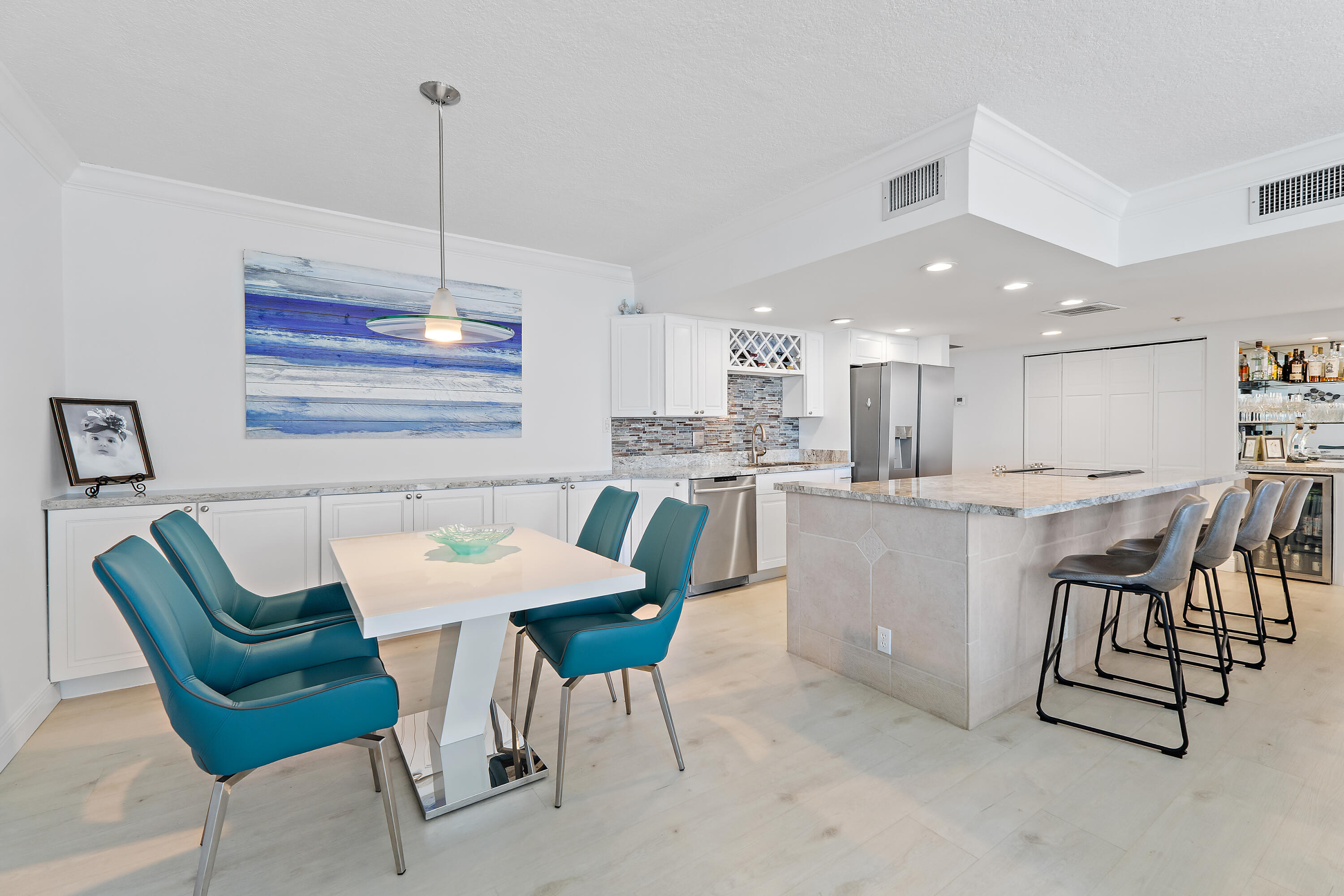 048-5440NOceanDr-PH205-SingerIsland-FULL
