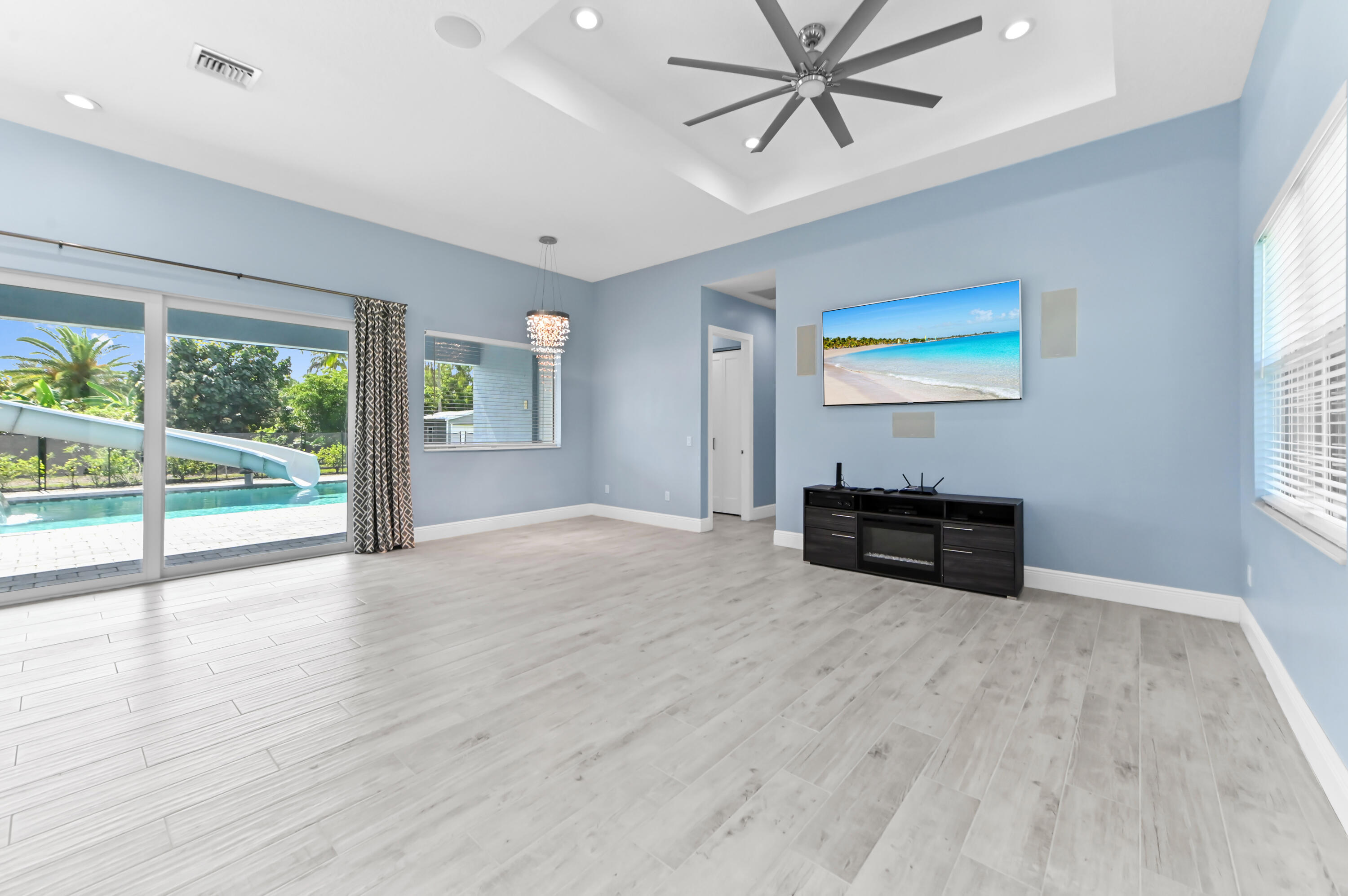 04 living room 02