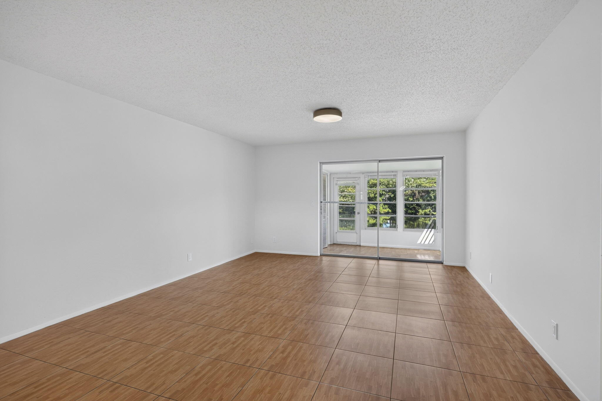 26-web-or-mls-BS1A3692