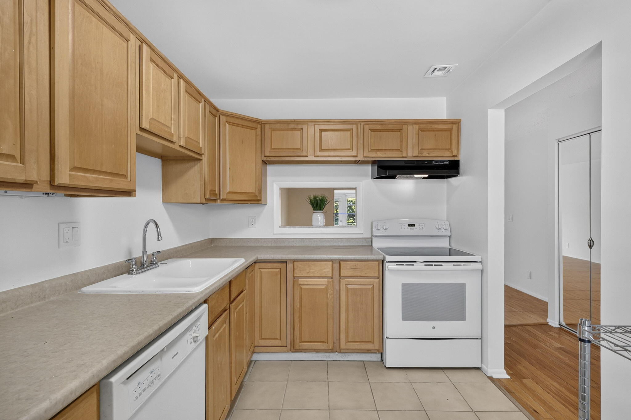 11-web-or-mls-BS1A3613