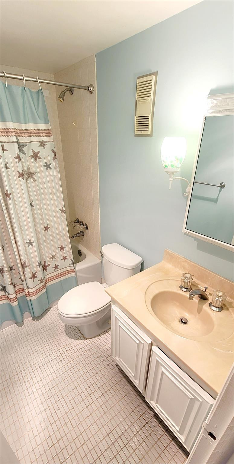 Tub & shower combination