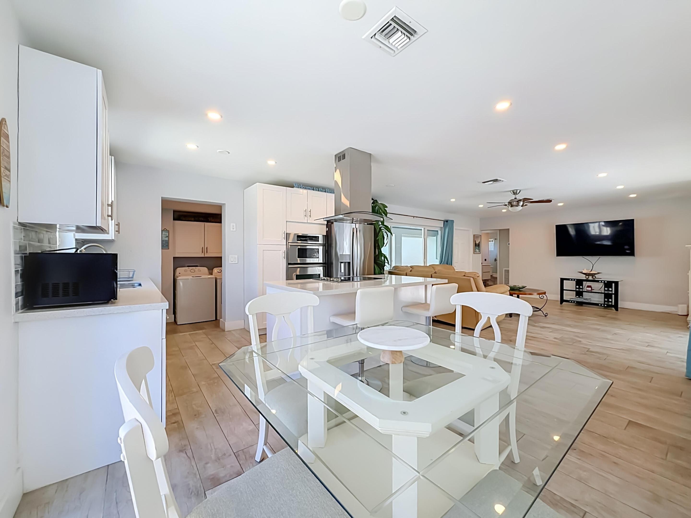 238 Corsair Avenue-43