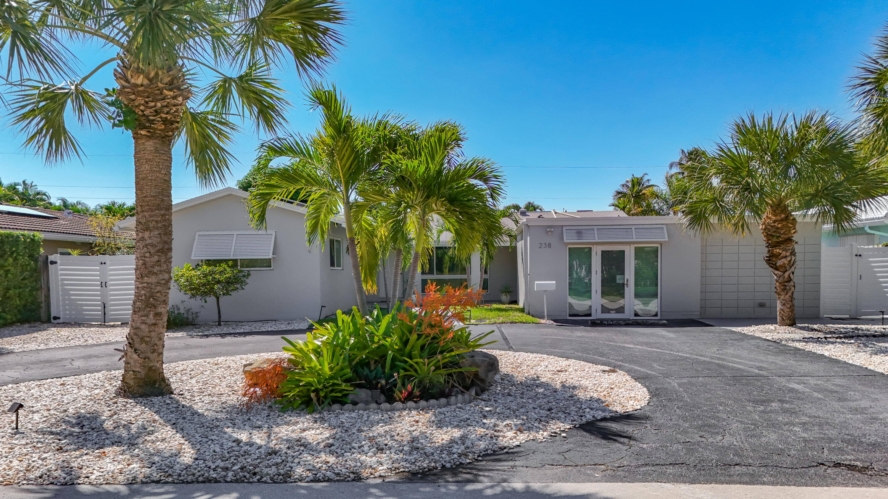 238 Corsair Avenue-10 238 Corsair Avenue-10