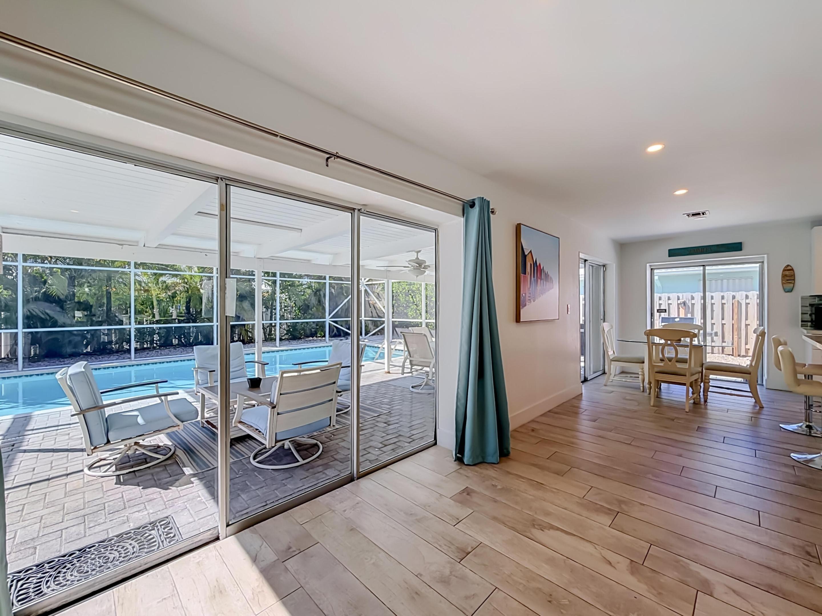 238 Corsair Avenue-23