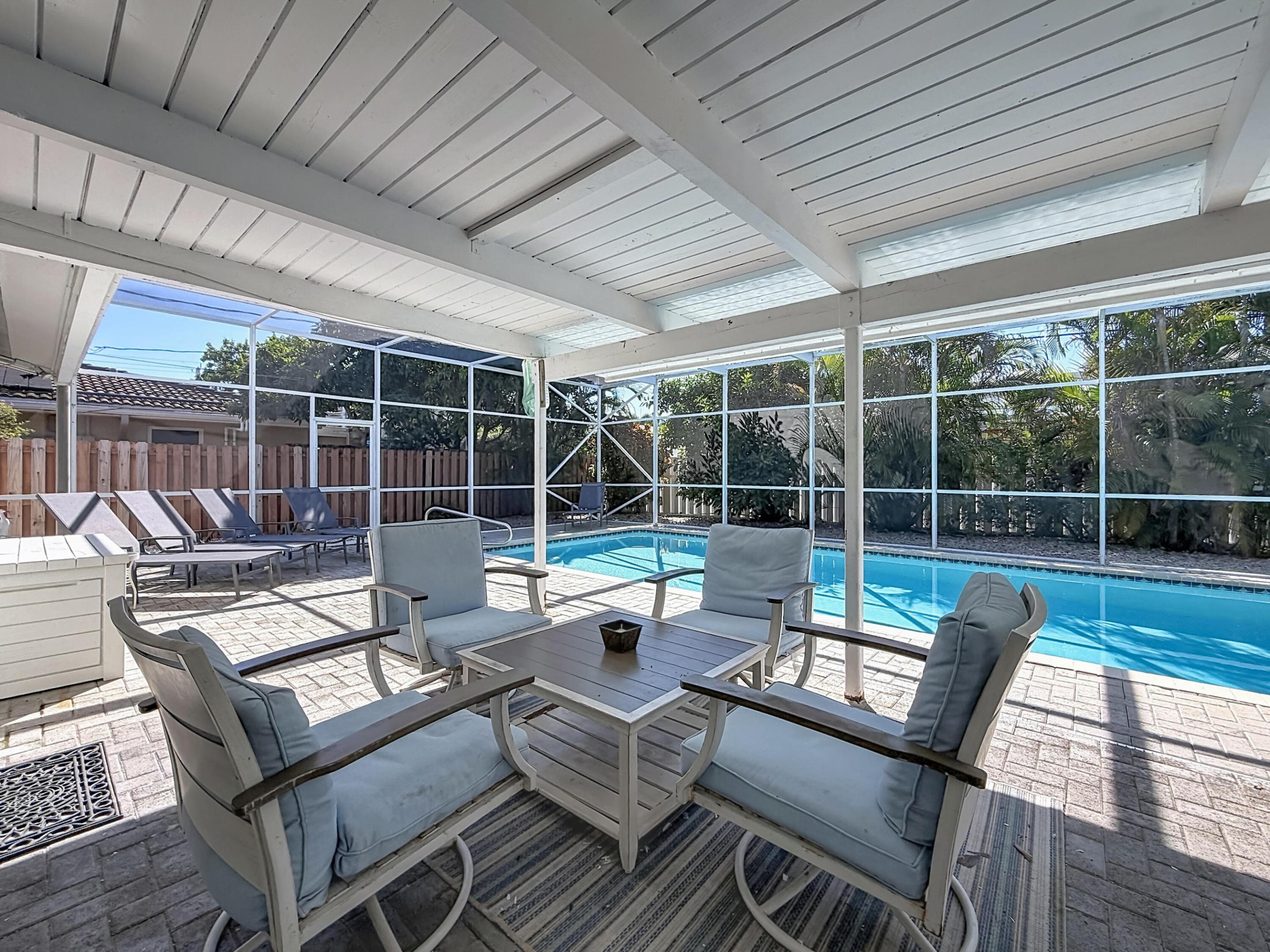 238 Corsair Avenue-83