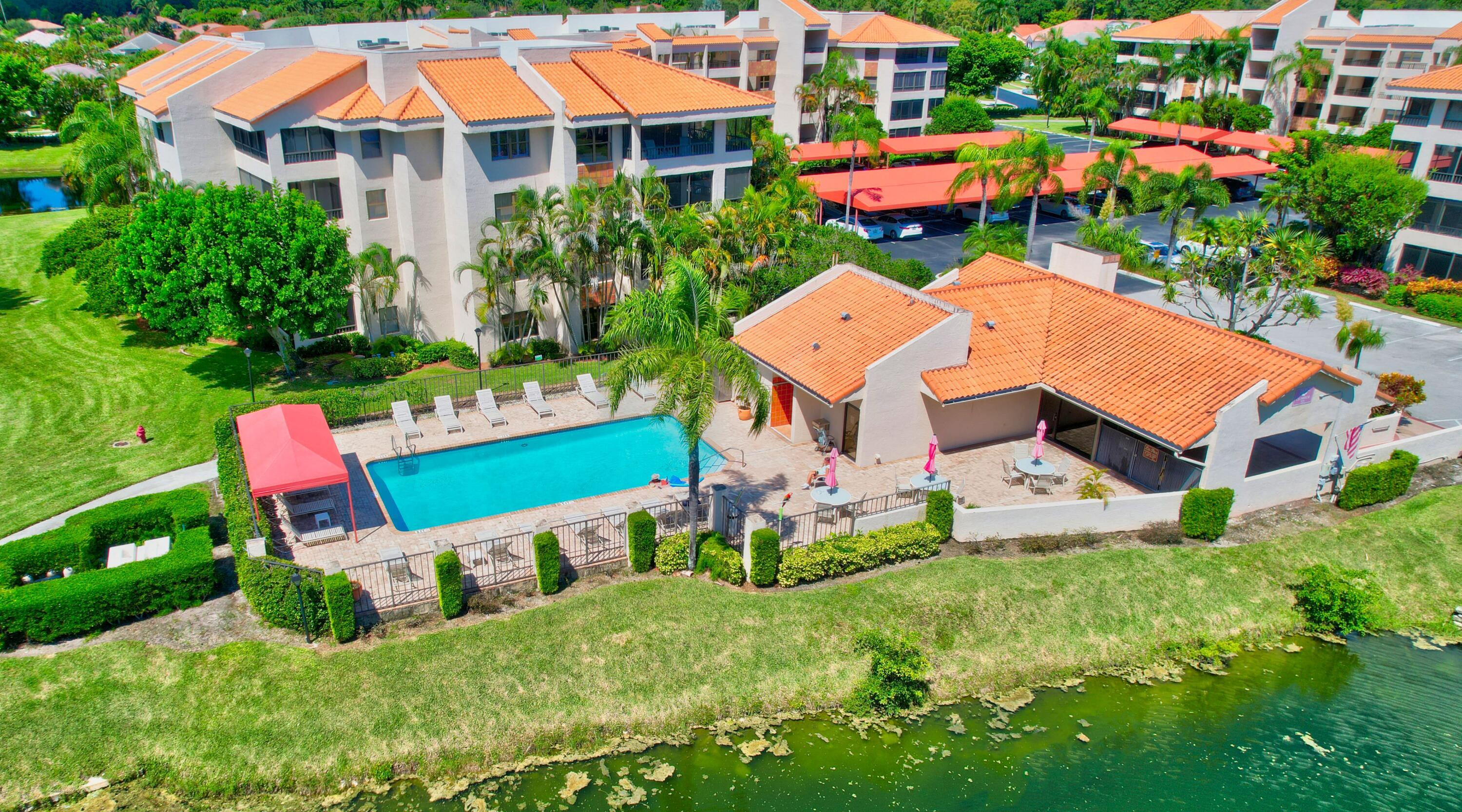 La Paz pool 2