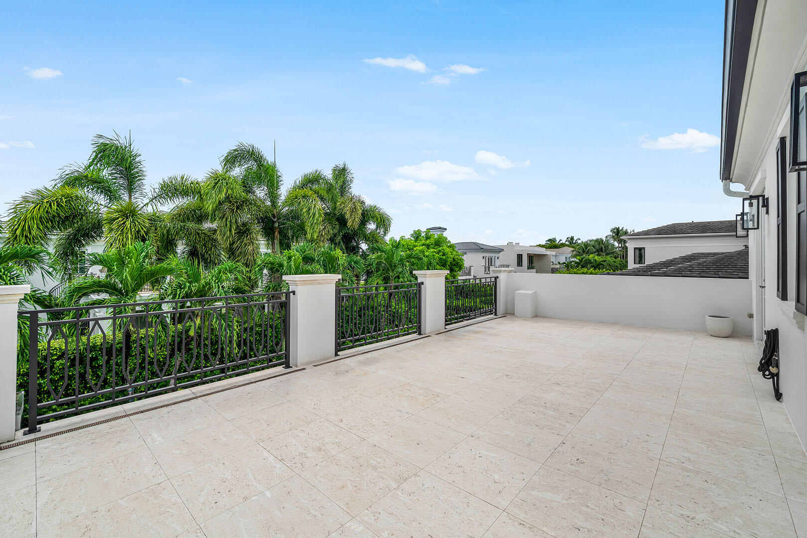 2296_Acorn_Palm_Road_52