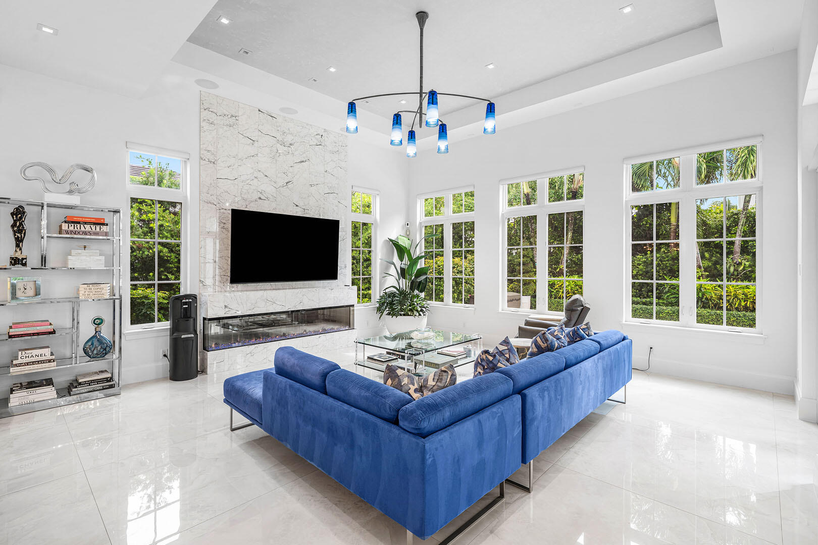 2296_Acorn_Palm_Road_24