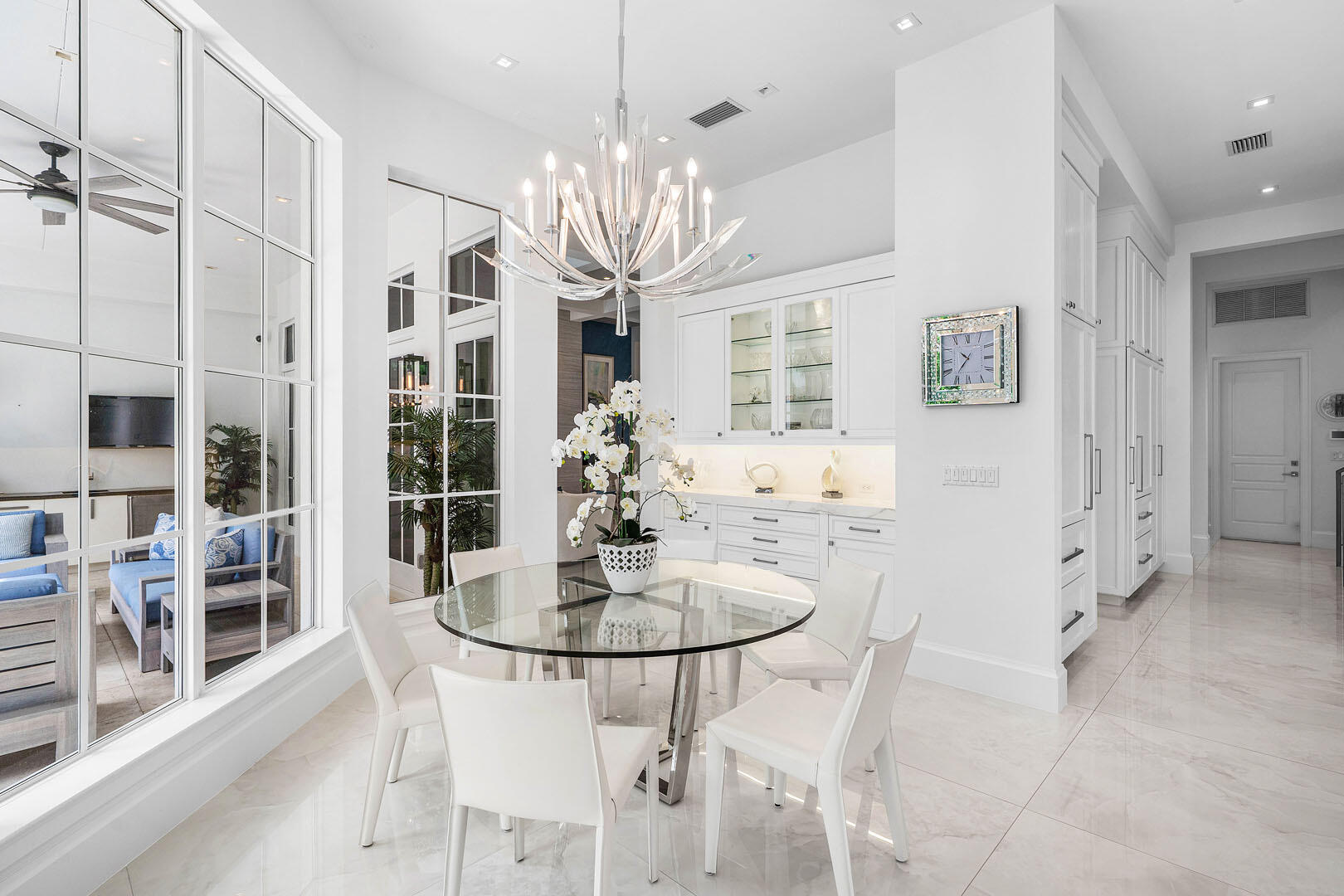 2296_Acorn_Palm_Road_22