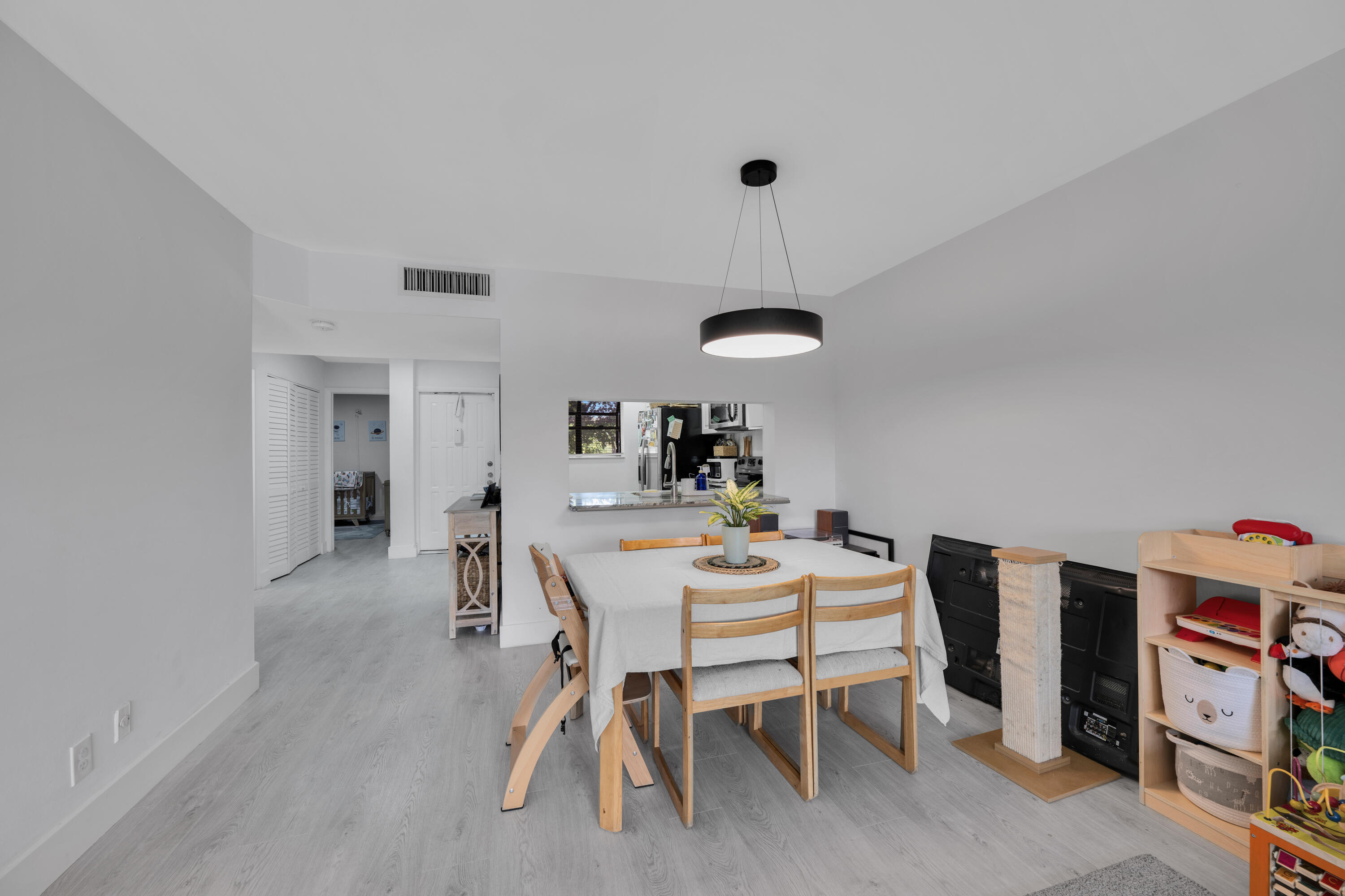 1234 S Military Trail #1824 00017