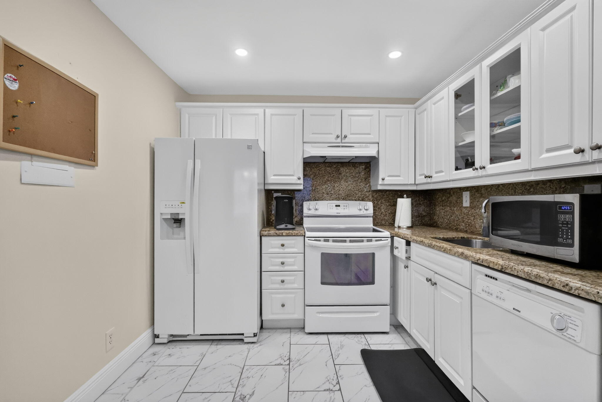 9-web-or-mls-_14A7709 9-web-or-mls-_14A7709