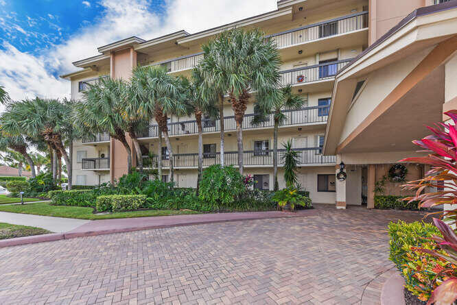 1401 Tidal Pointe Blvd Apt 202-small-001