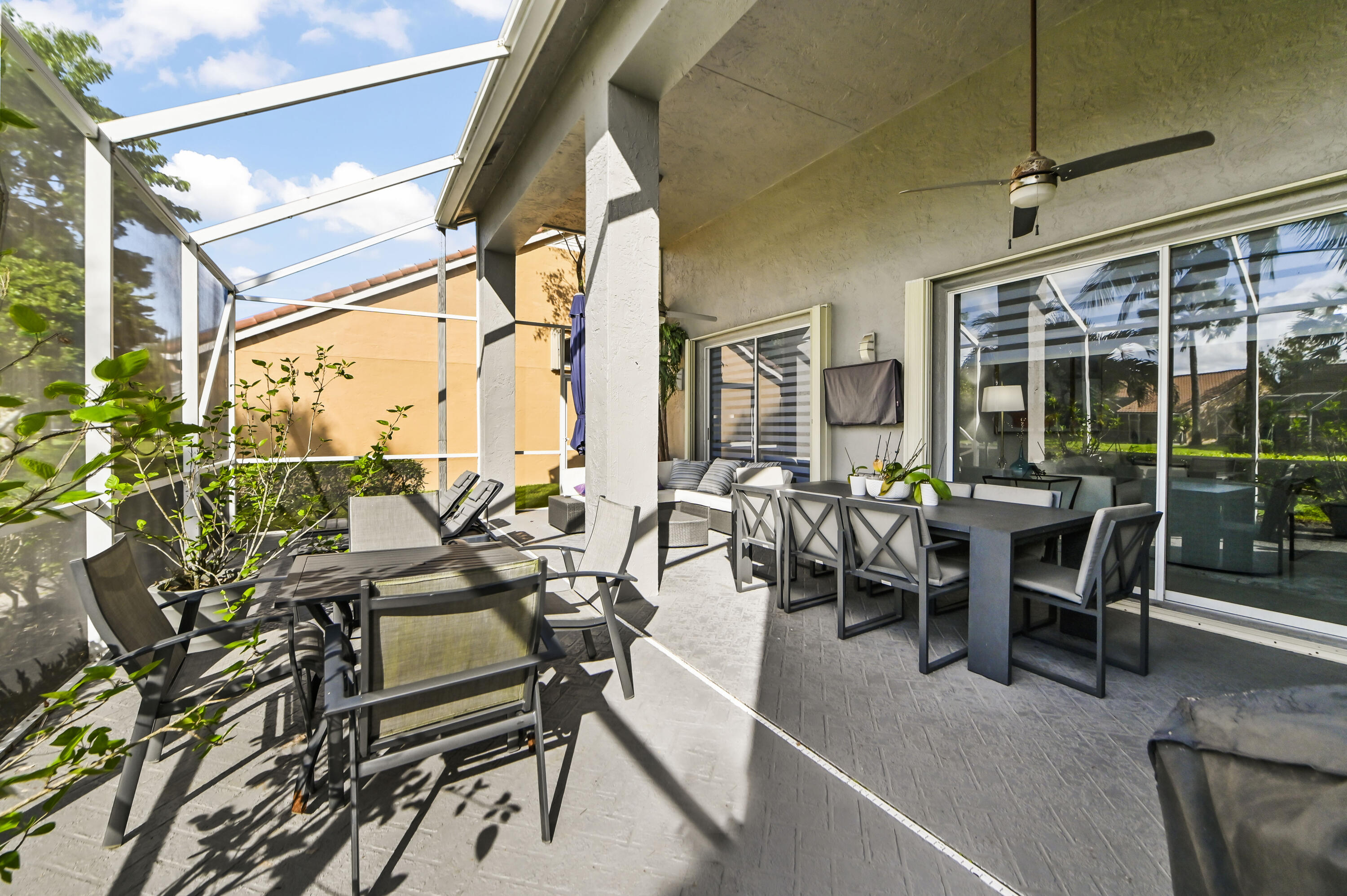 33 Patio 04