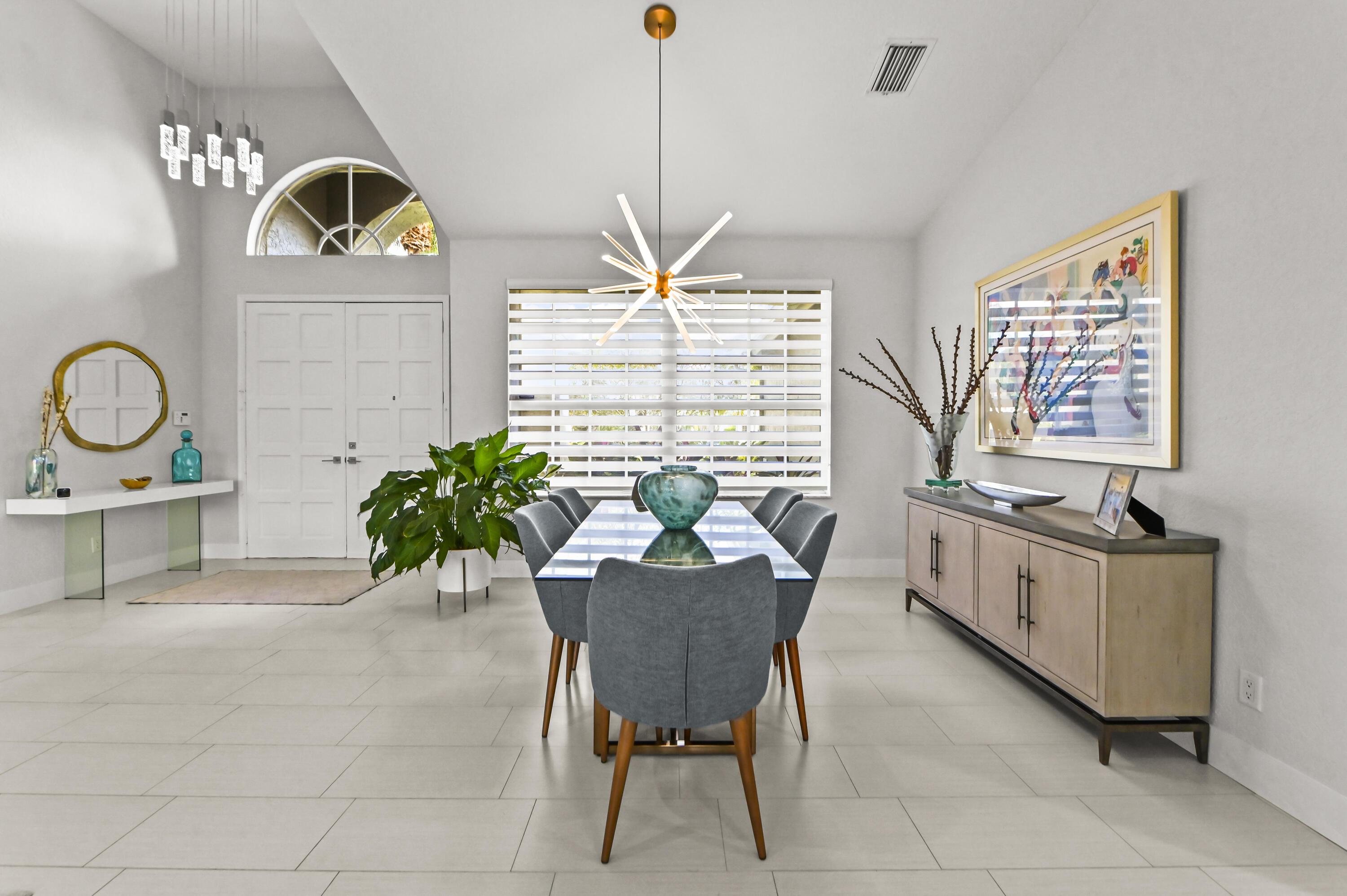 12 Dining room 02