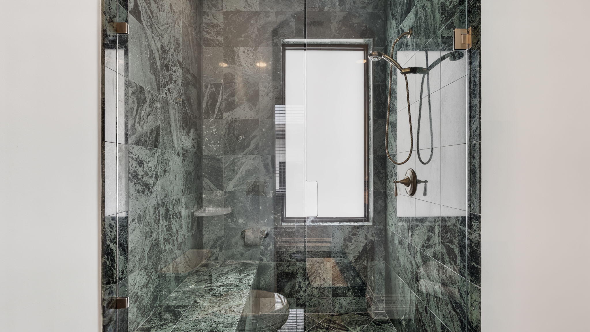 Guest Bath #4