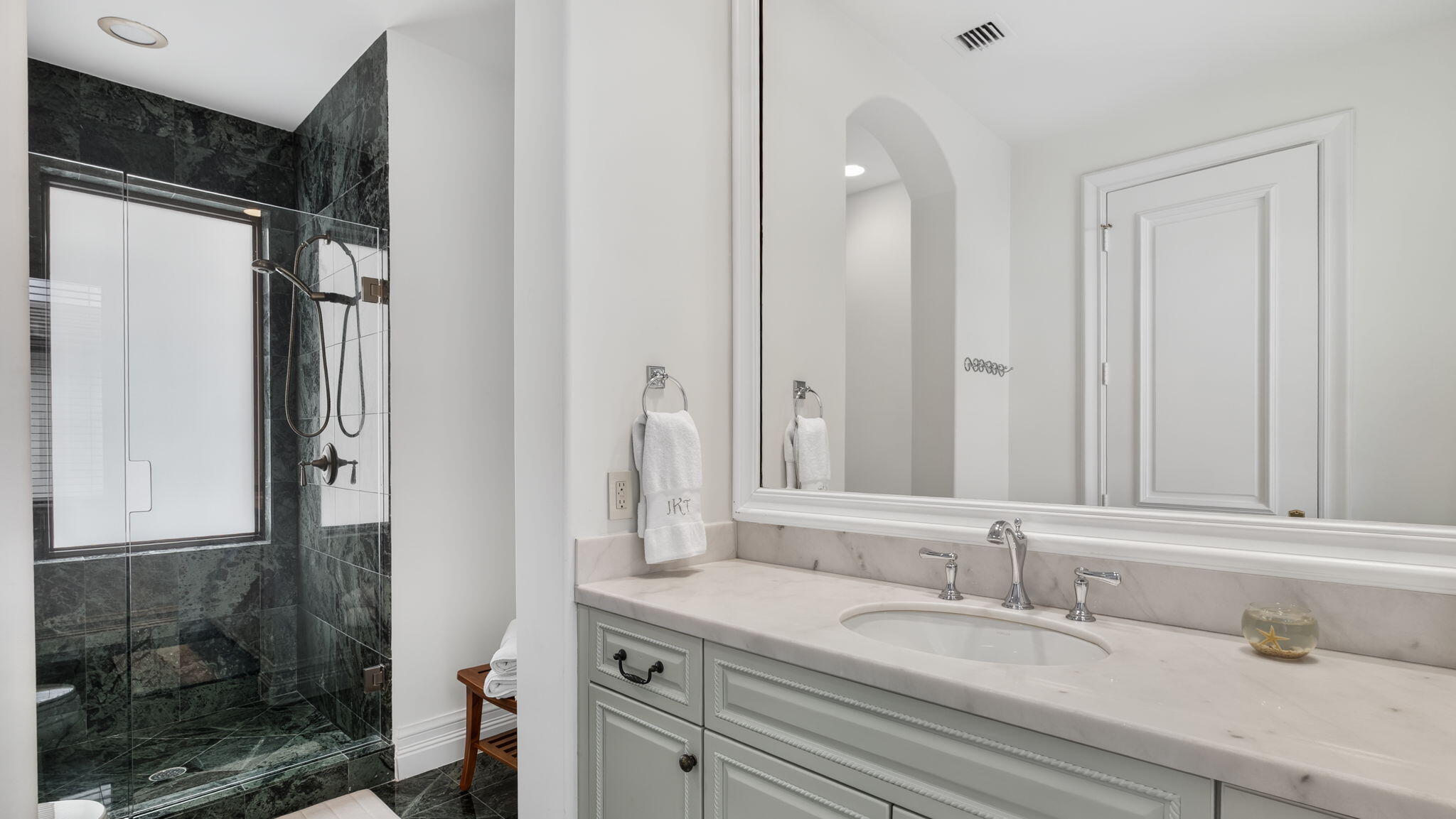 Guest Bath #4