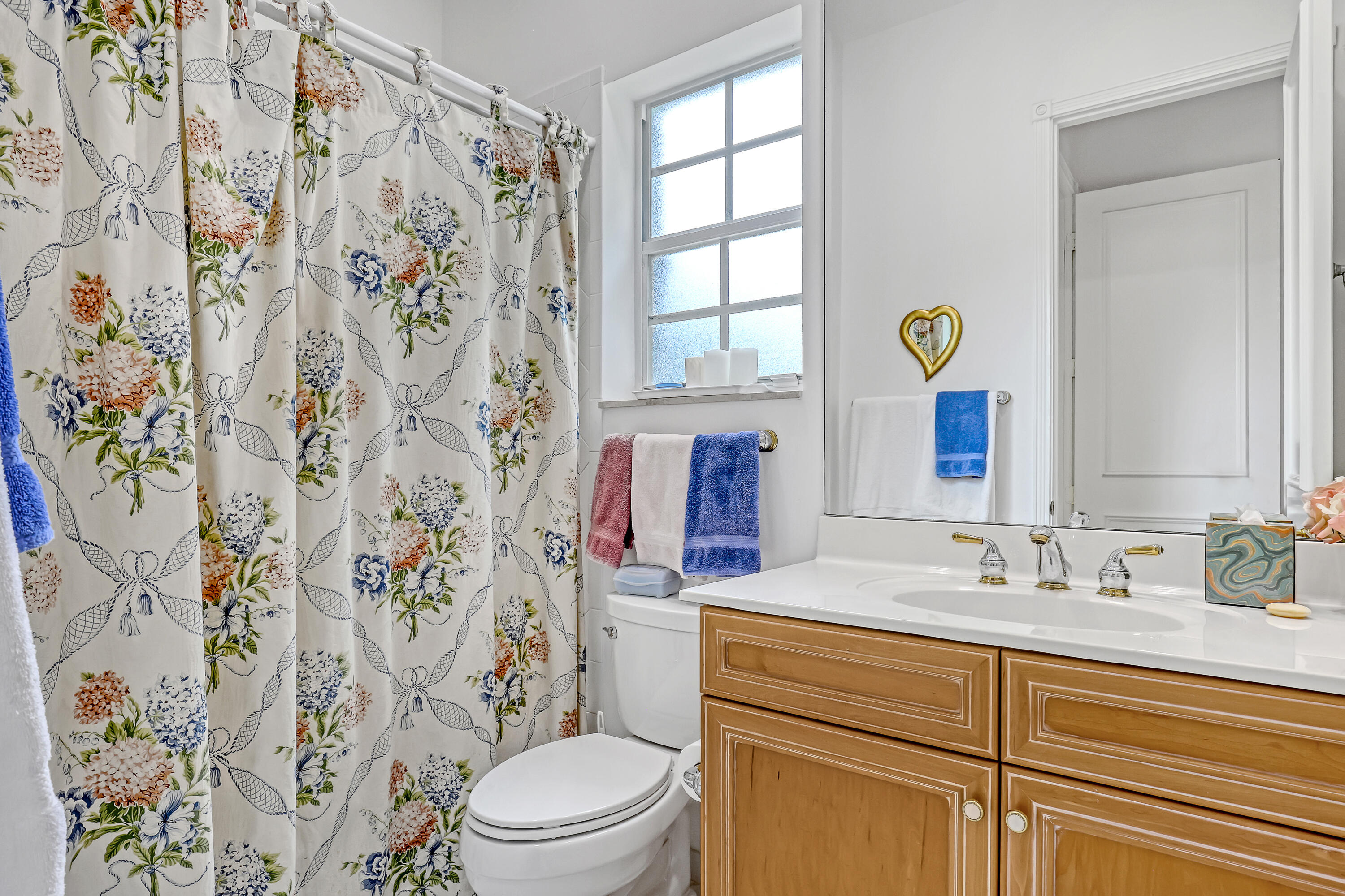 Guest Bathroom 3