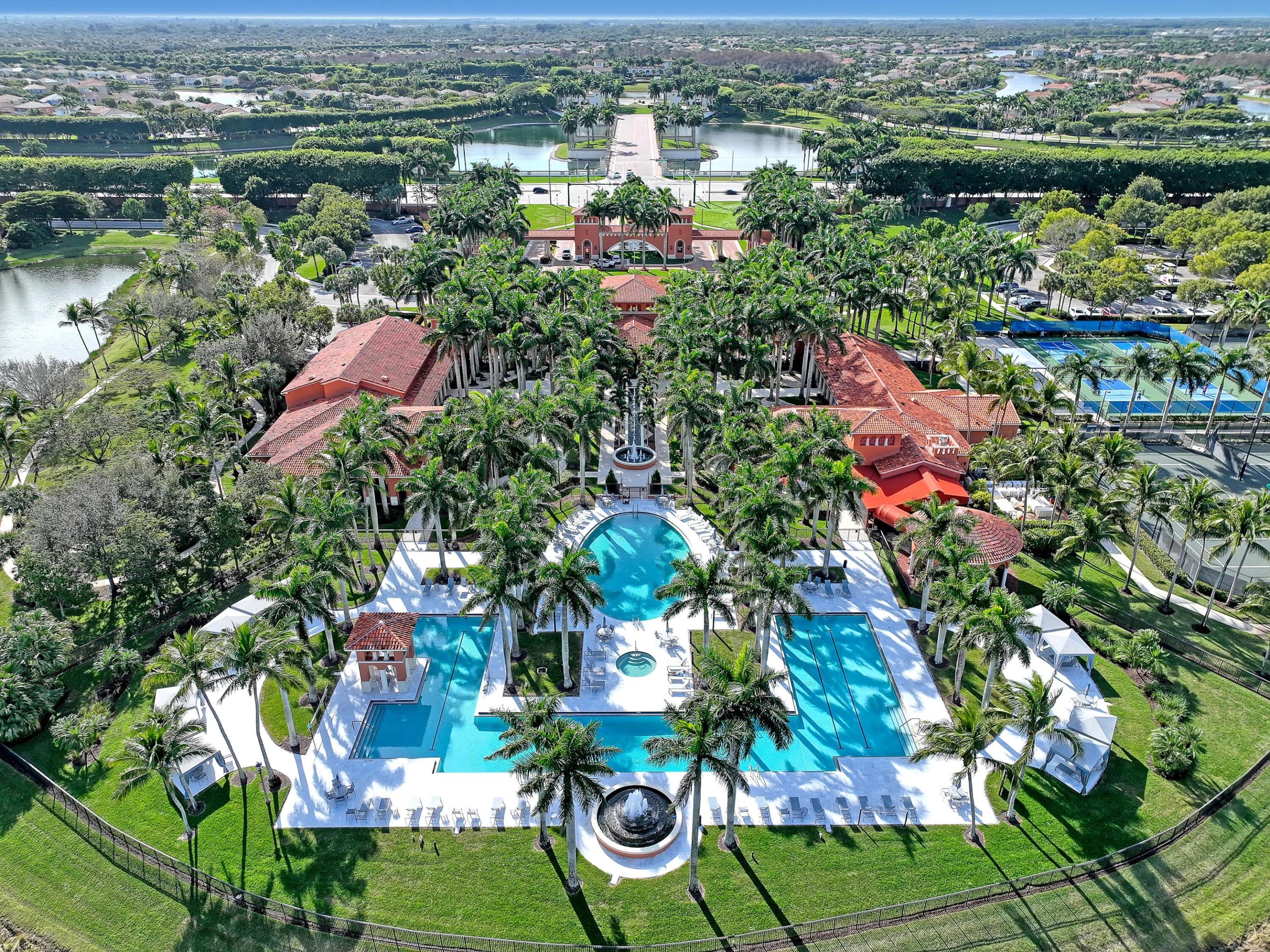 Aerial of Clubhouse grounds