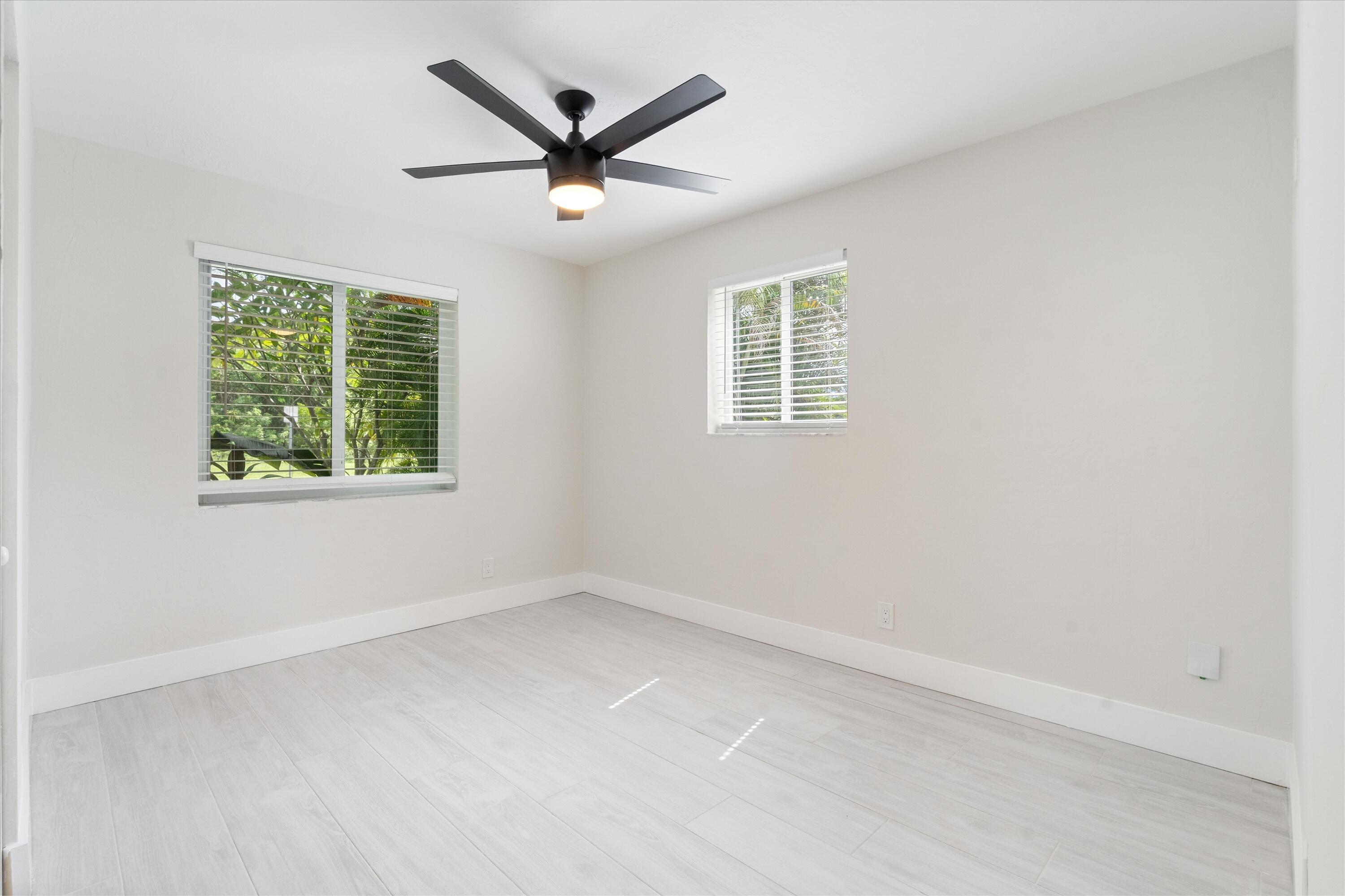 18-1339 SW 46th Ave Ft. Lauderddale, fl-