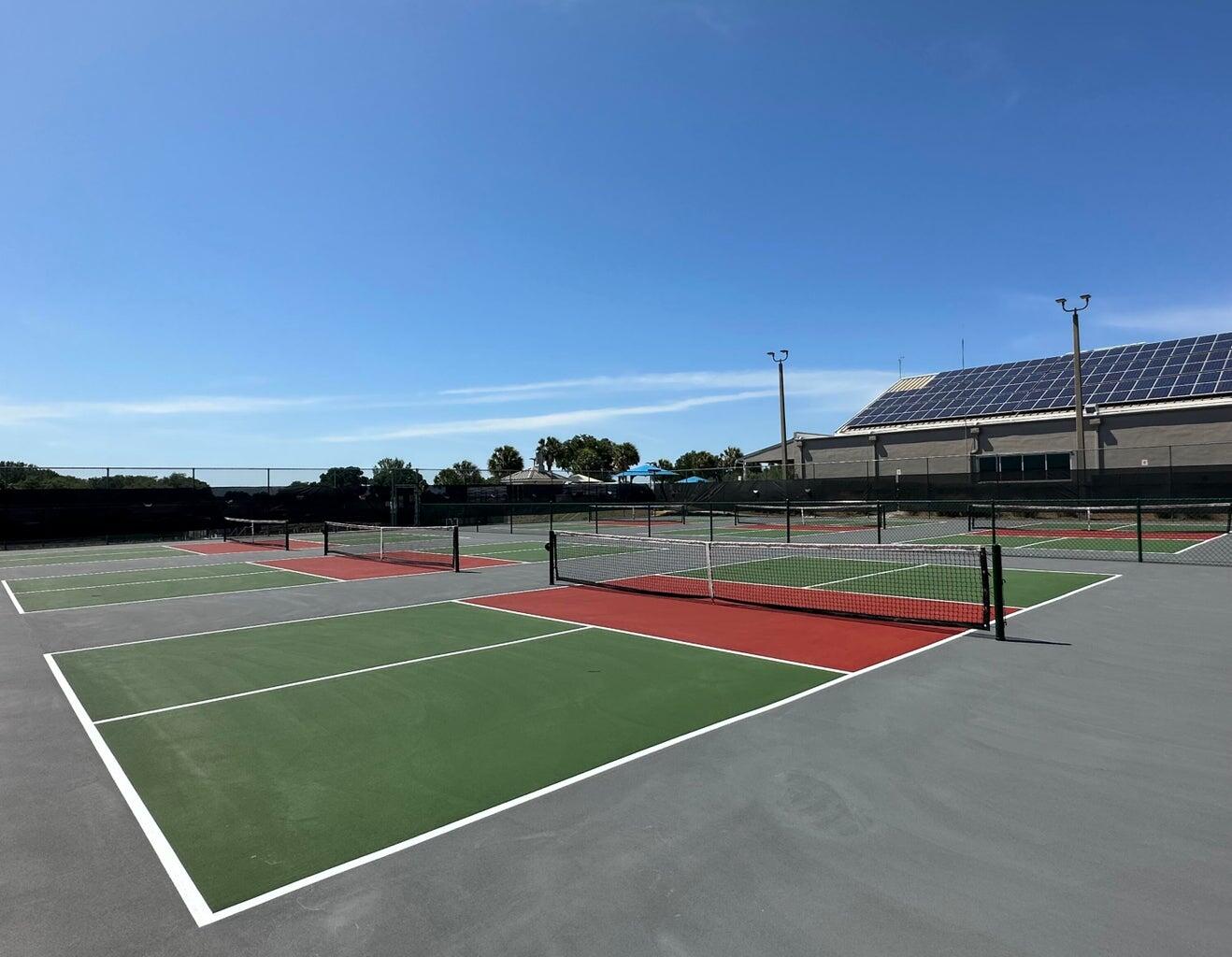 OTOW Pickleball Court