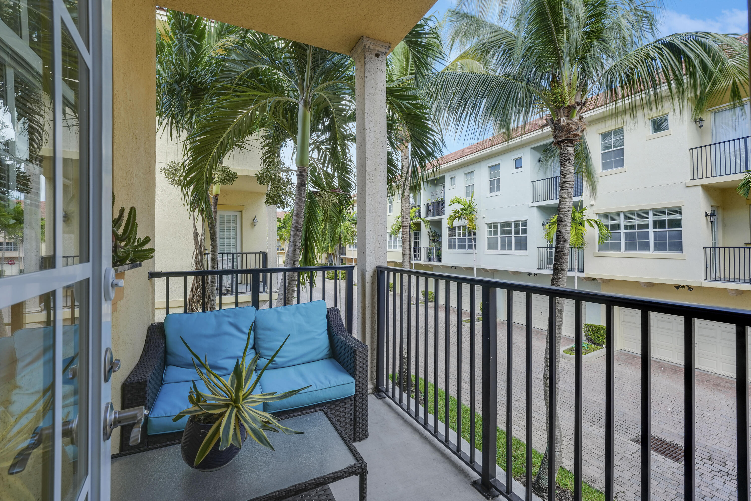 2nd Floor Terrace