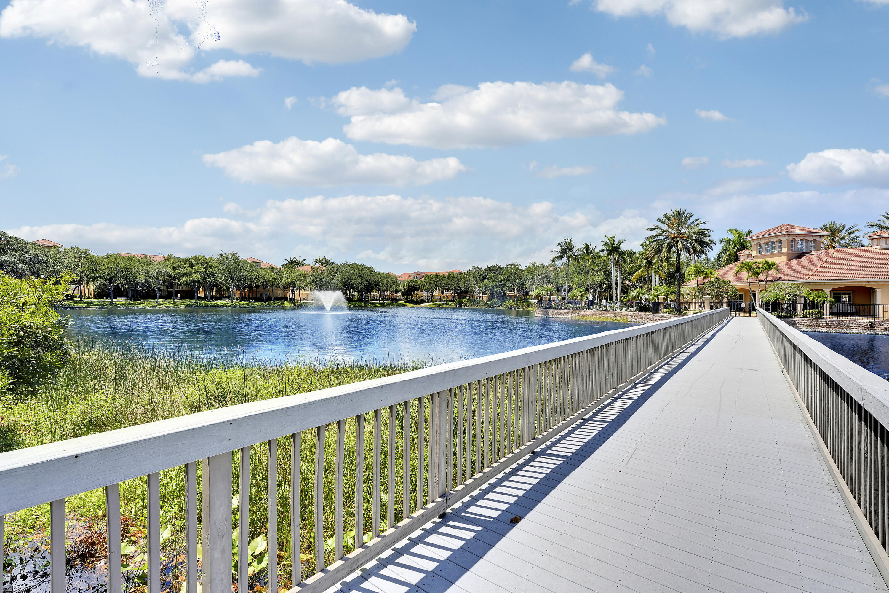 Harbour Oaks