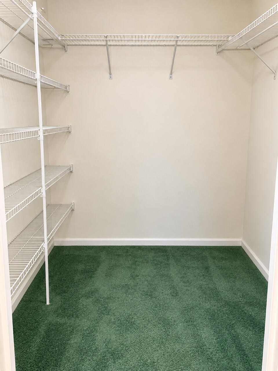 master closet empty