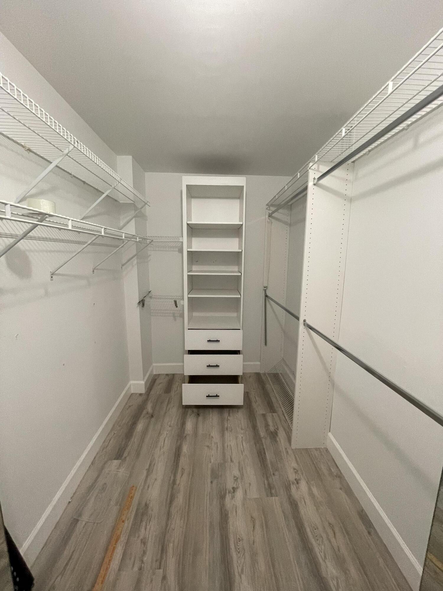 Walk In Closet