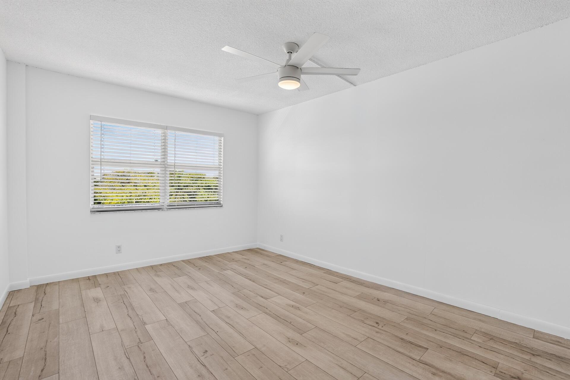 Horizon 404 BEDROOM-2