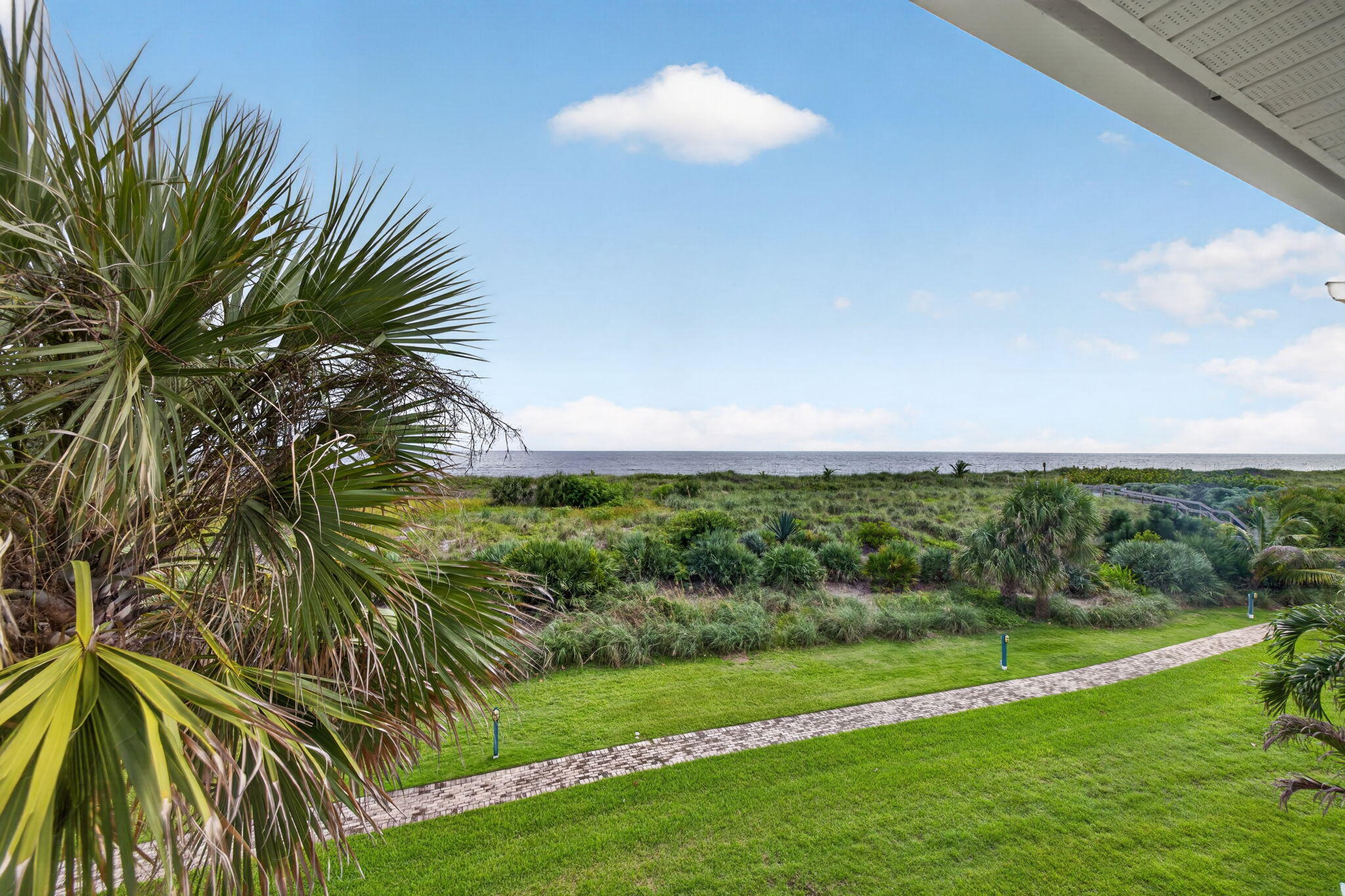 OCEAN VIEWS!