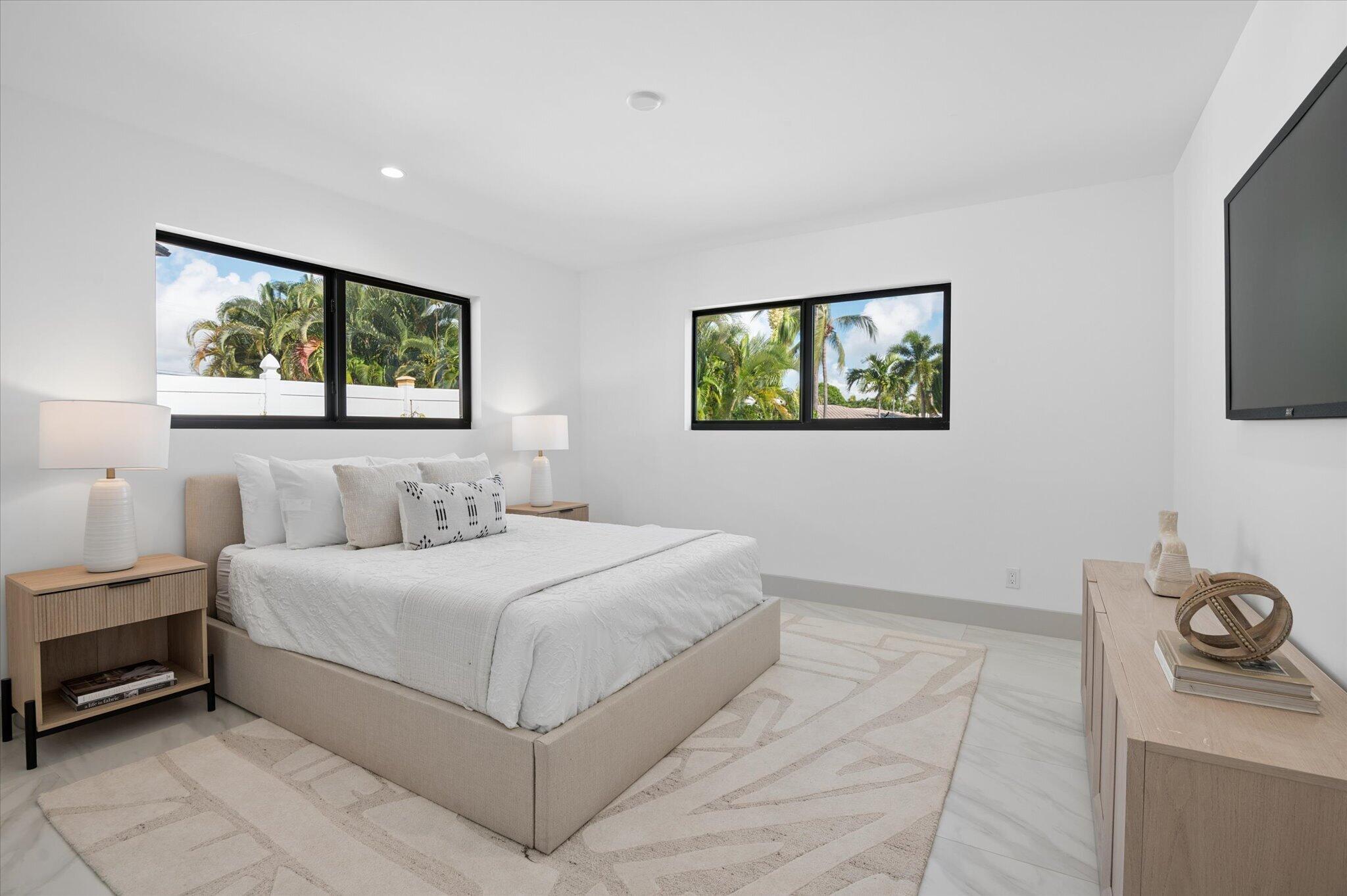 22-Bertanzetti-3111 NE 55th St-22