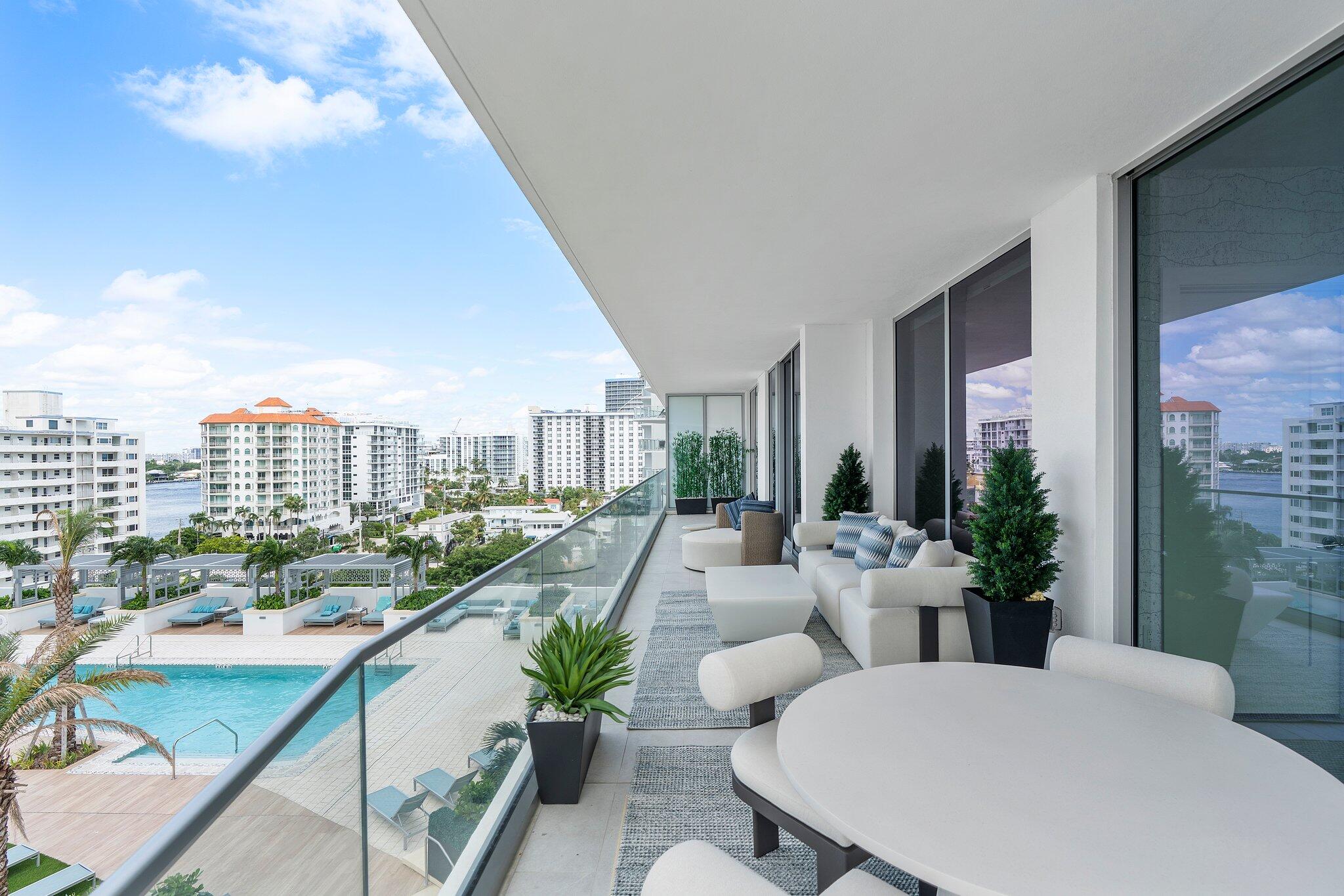151 N Seabreeze Blvd 602_051