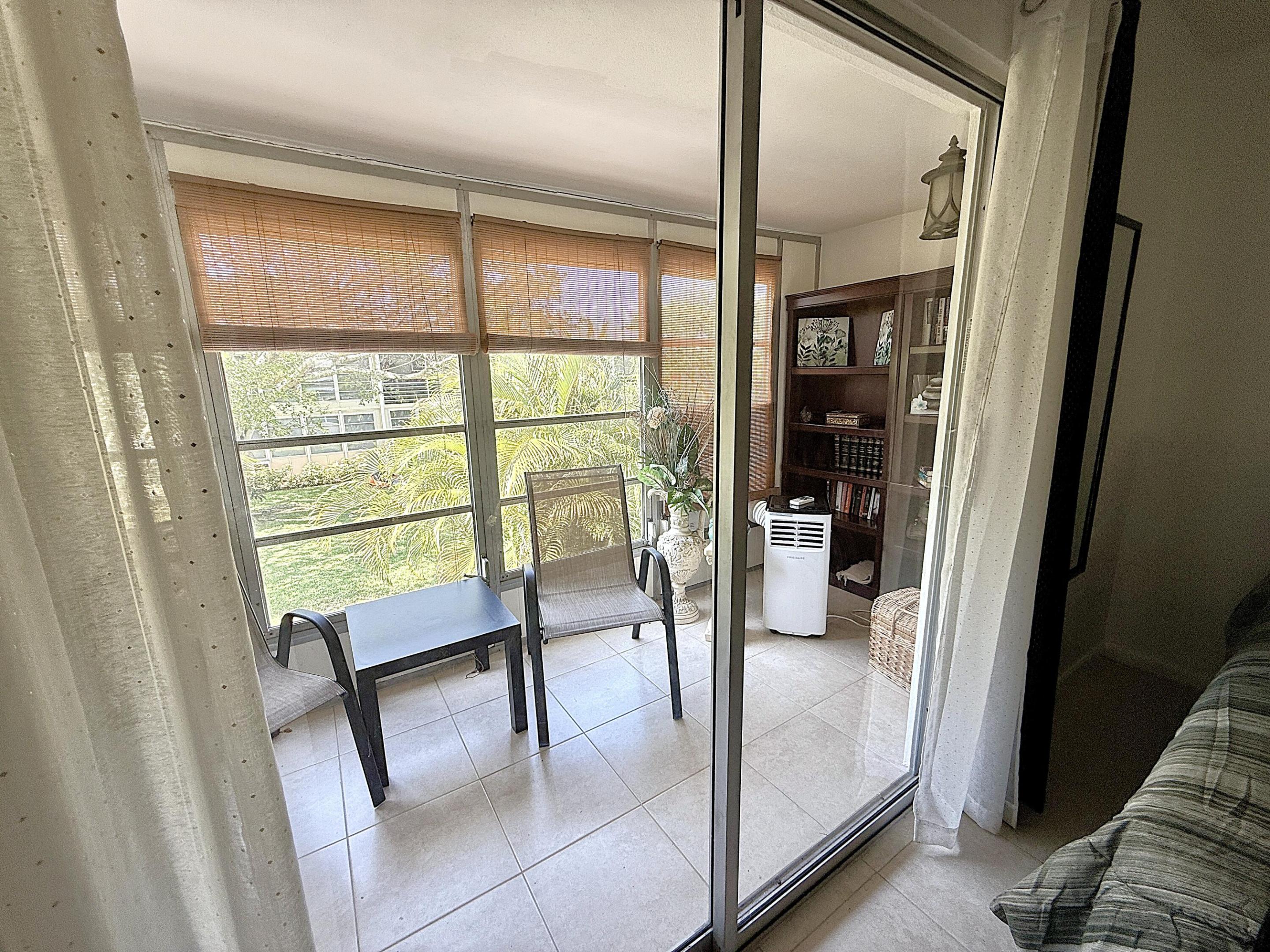Enclosed Patio with AC