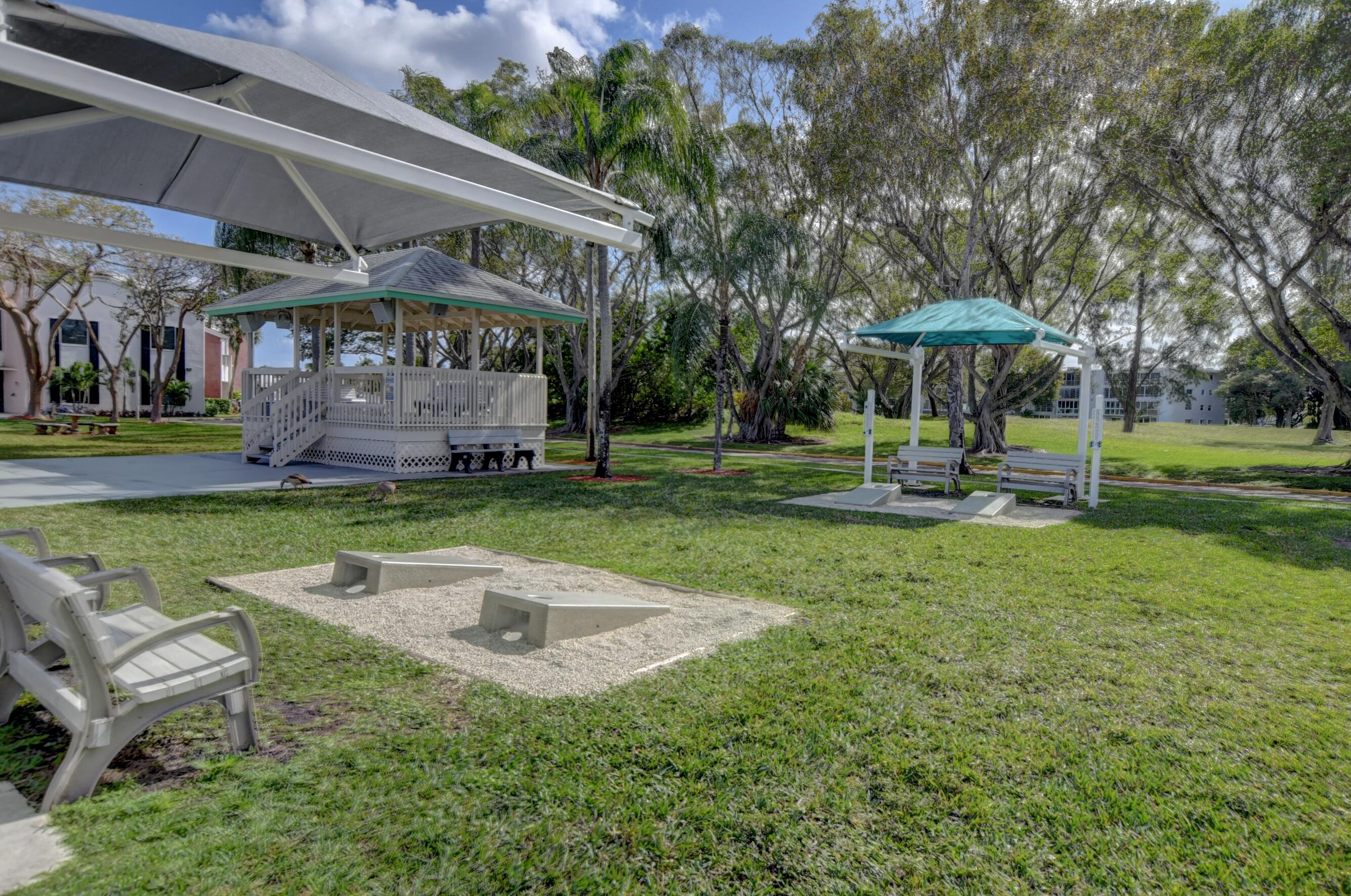 Central Park Game Area