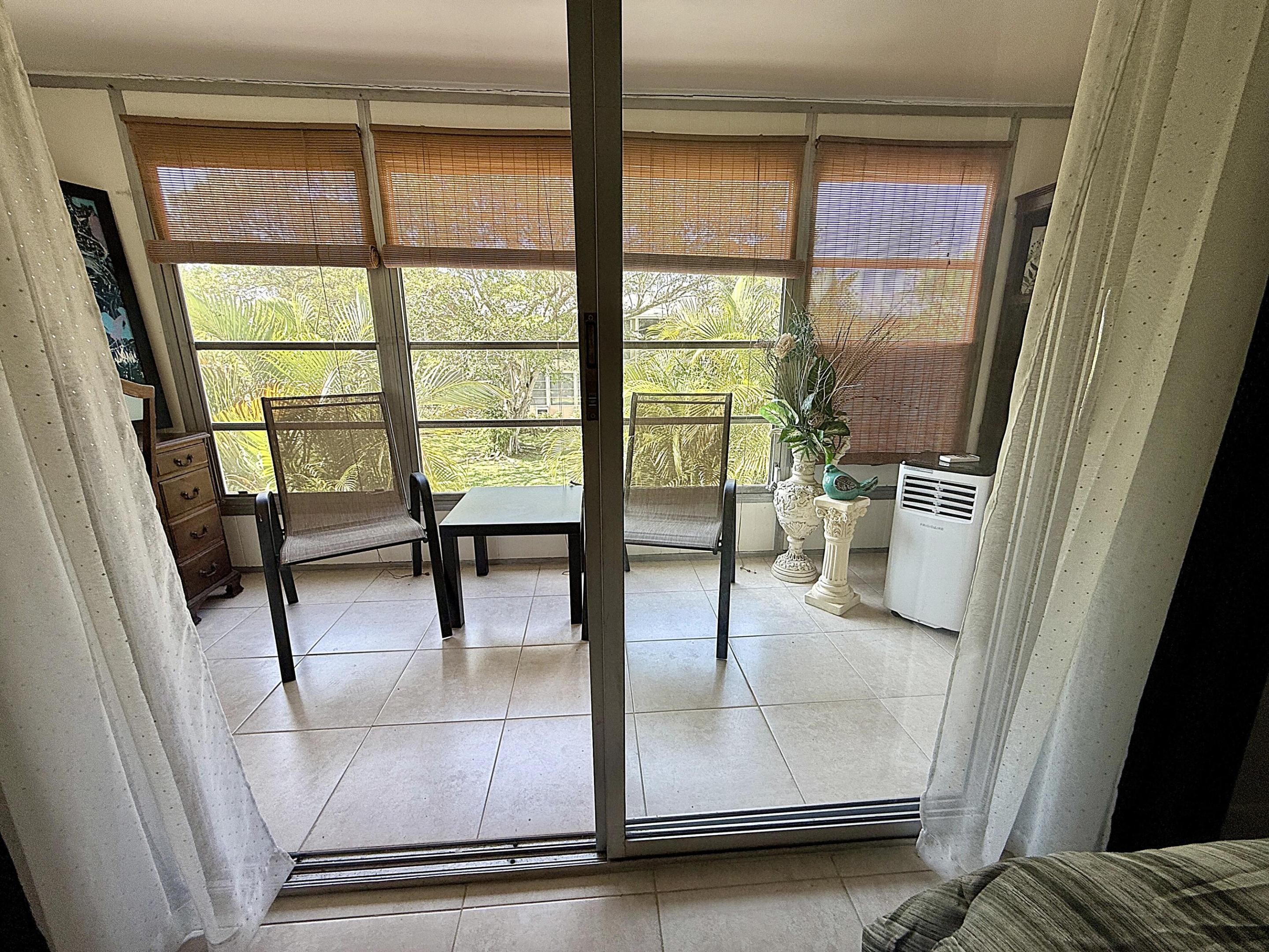 Enclosed Patio with AC
