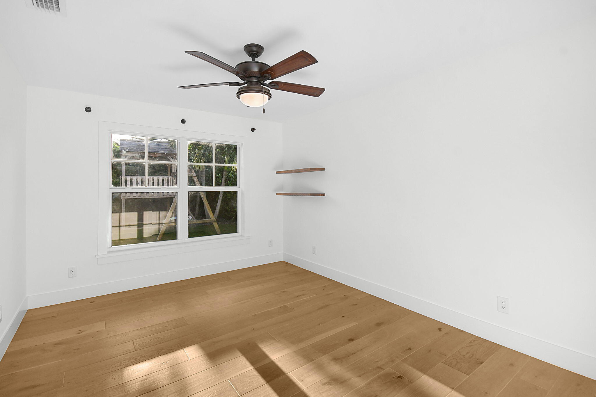 Bedroom2
