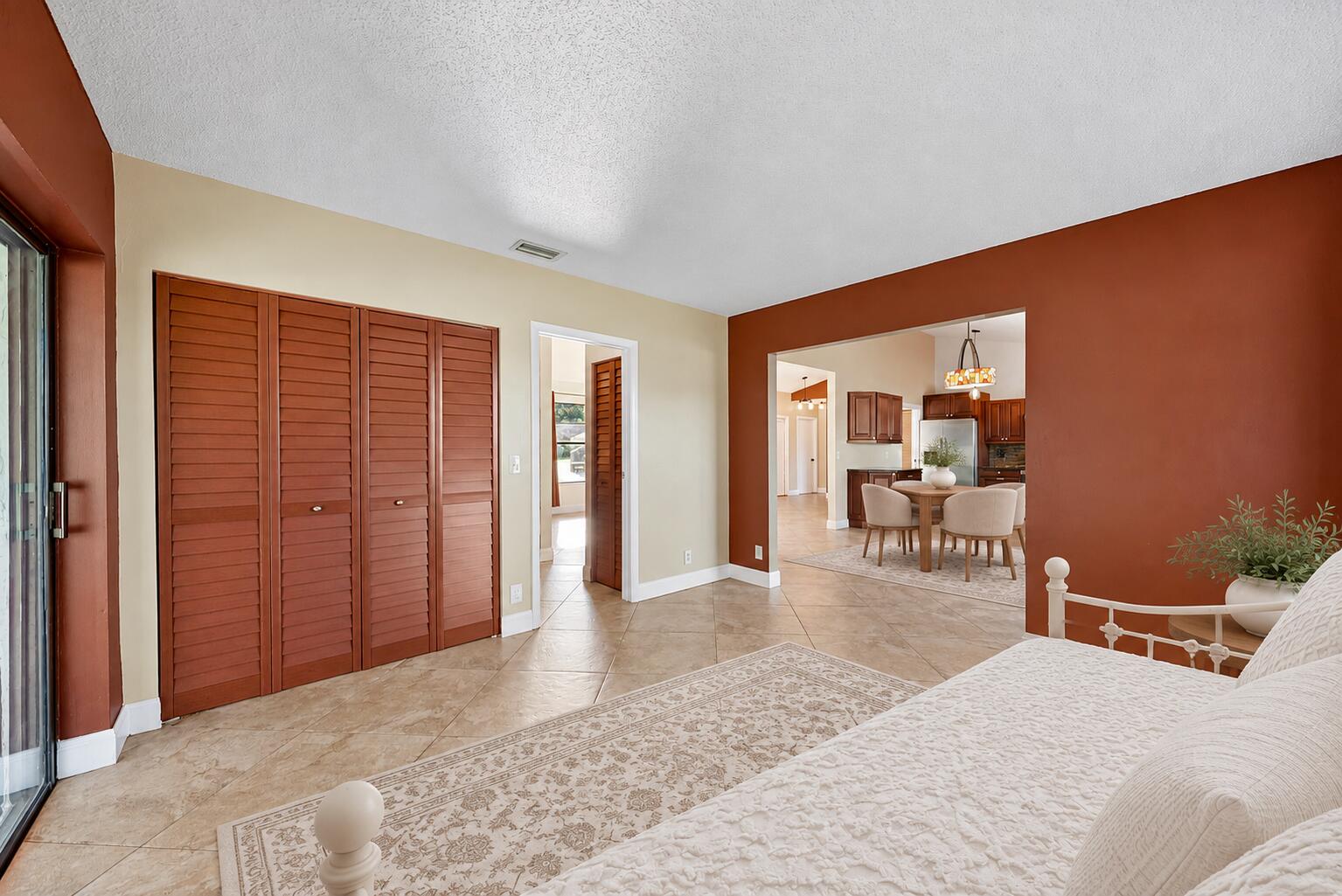 Second bedroom