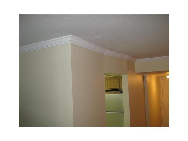 CROWN MOULDING
