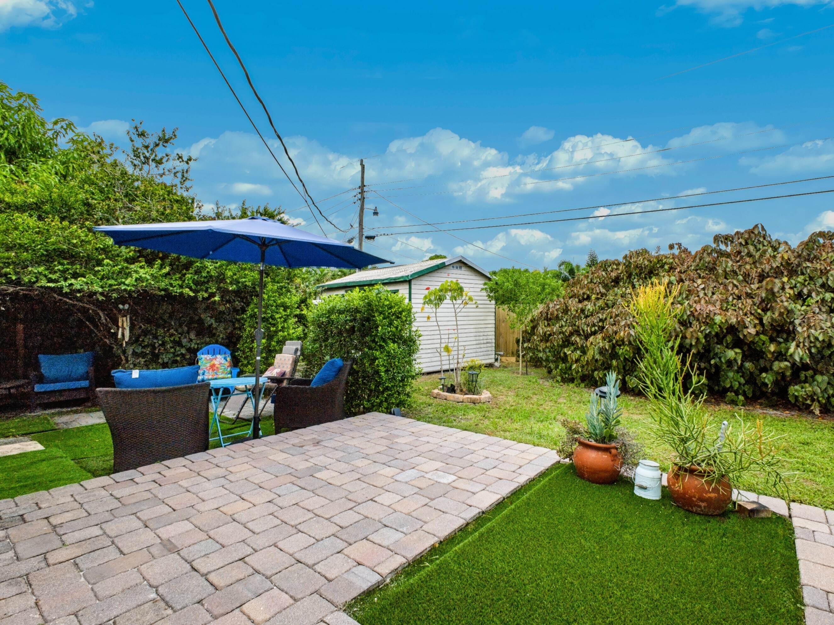 Open Patio to Sitting Shed