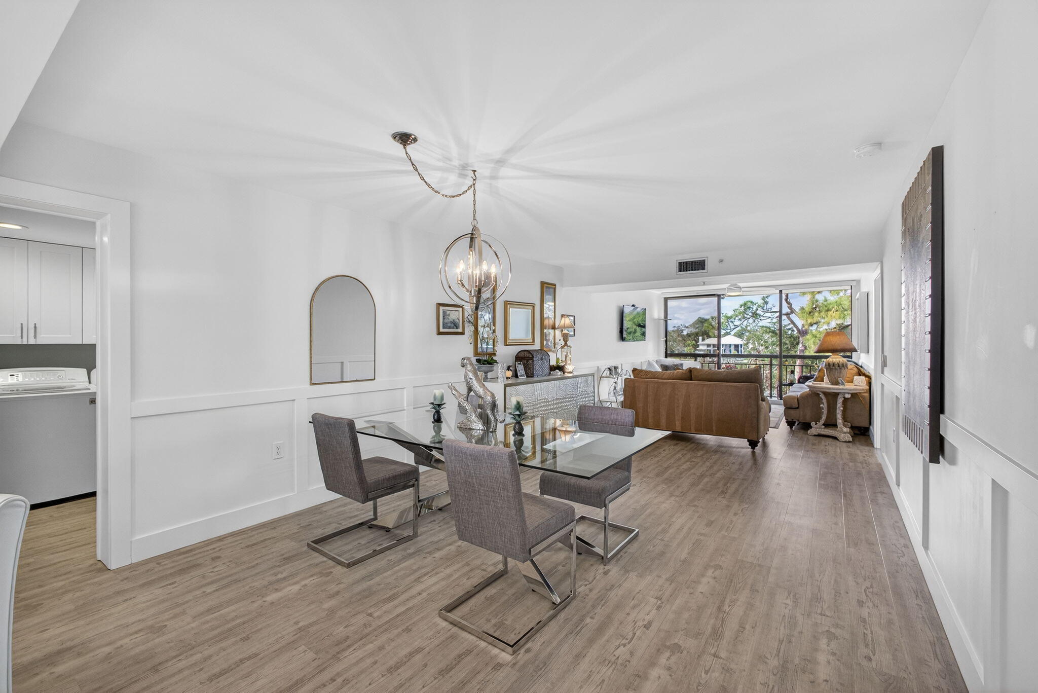 DINNING & LIVING ROOM