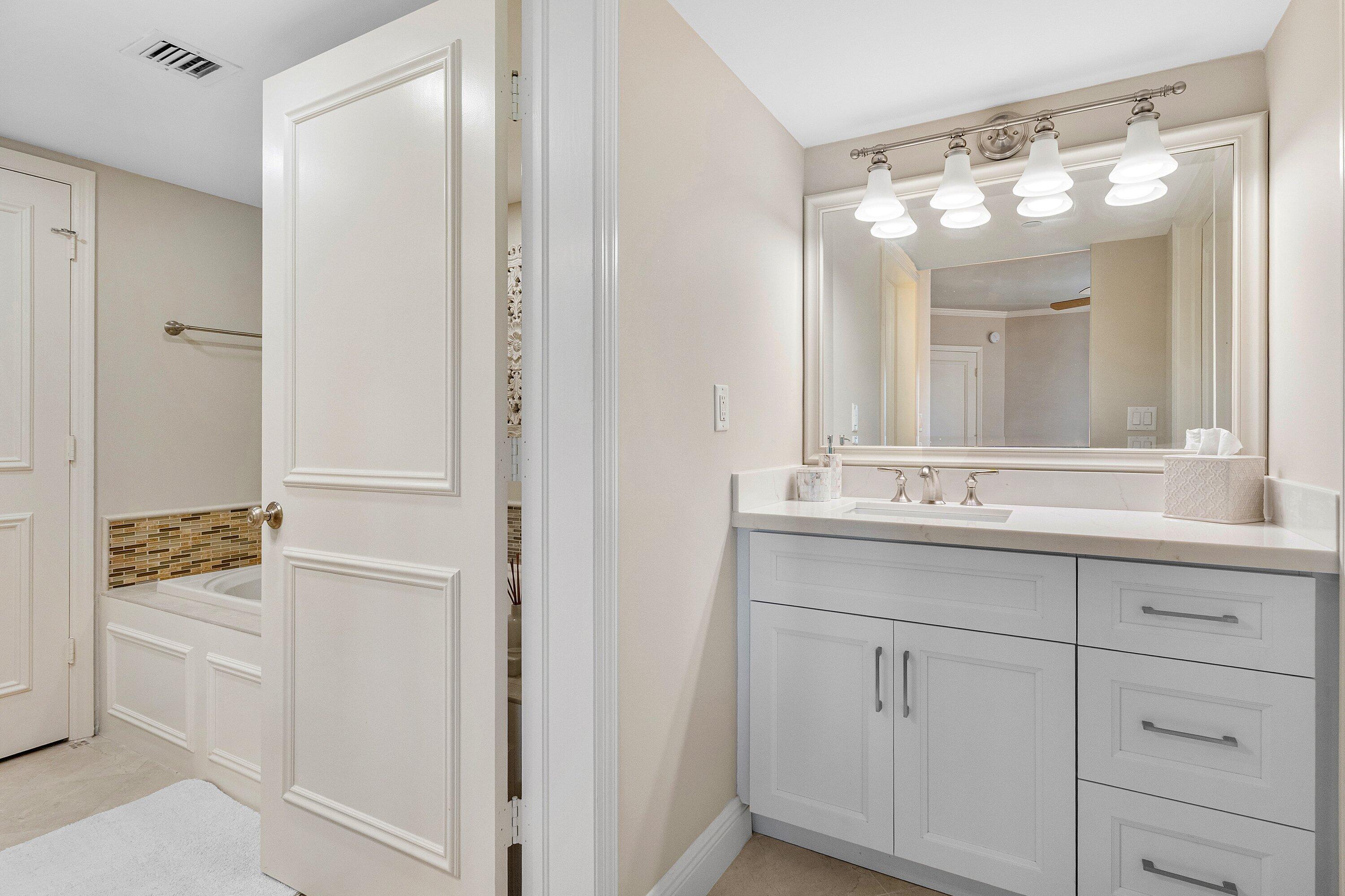 024-100Southeast5thAvenue-BocaRaton-FL-3