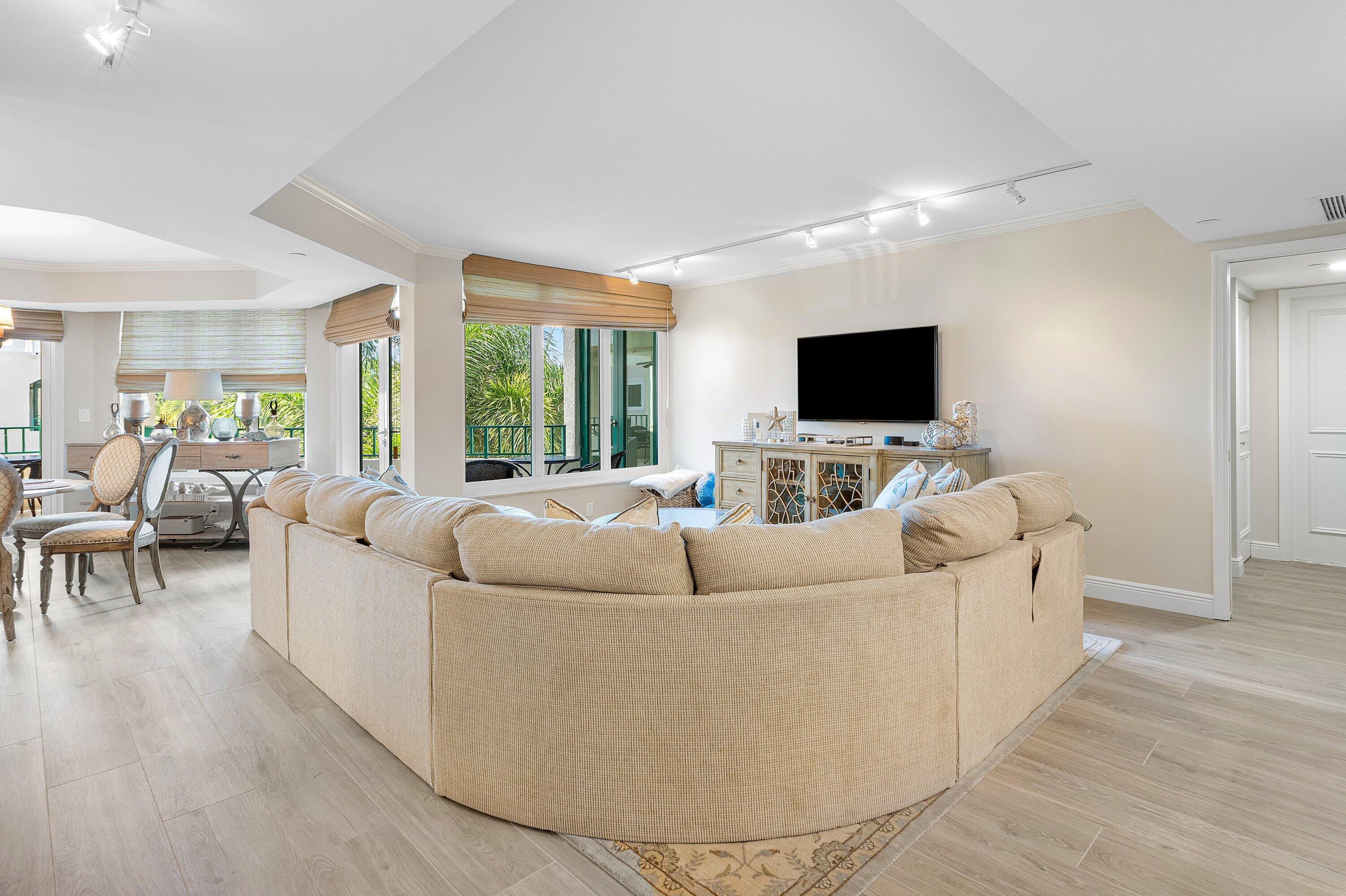 003-100Southeast5thAvenue-BocaRaton-FL-3