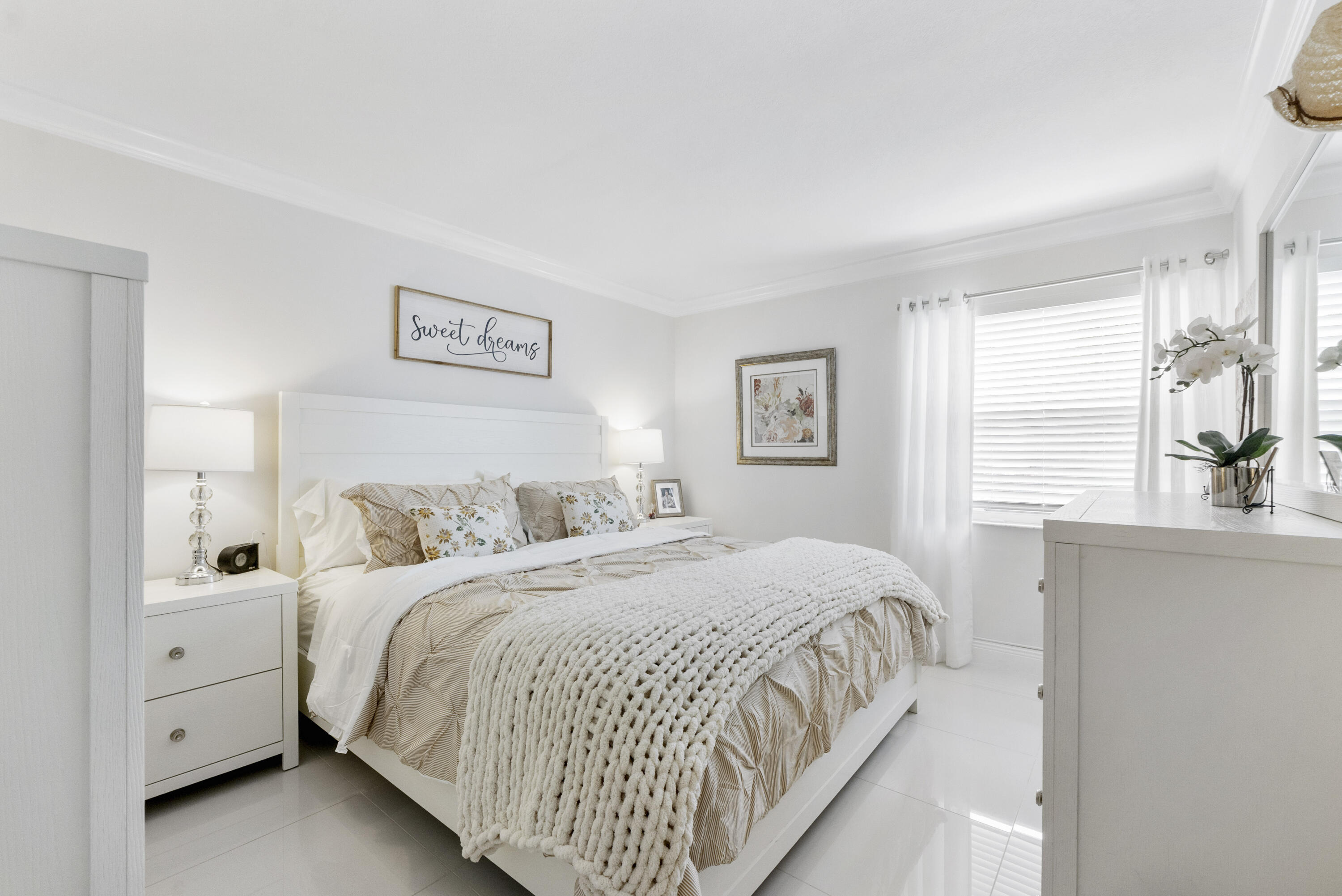 197 Normandy Ln_005
