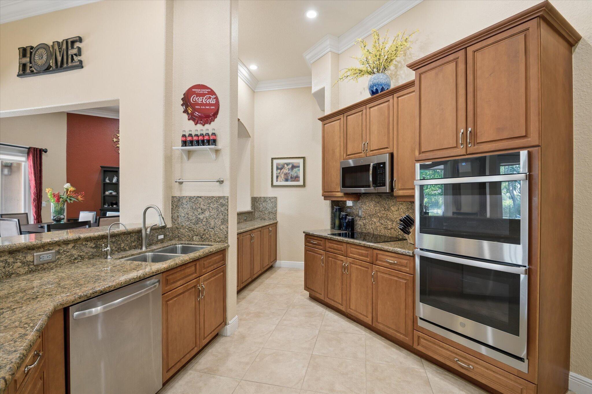10-Klein-10888 NW 67th Pl -10