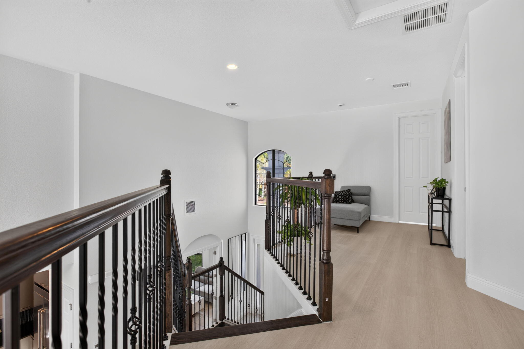 38-web-or-mls-8171-38