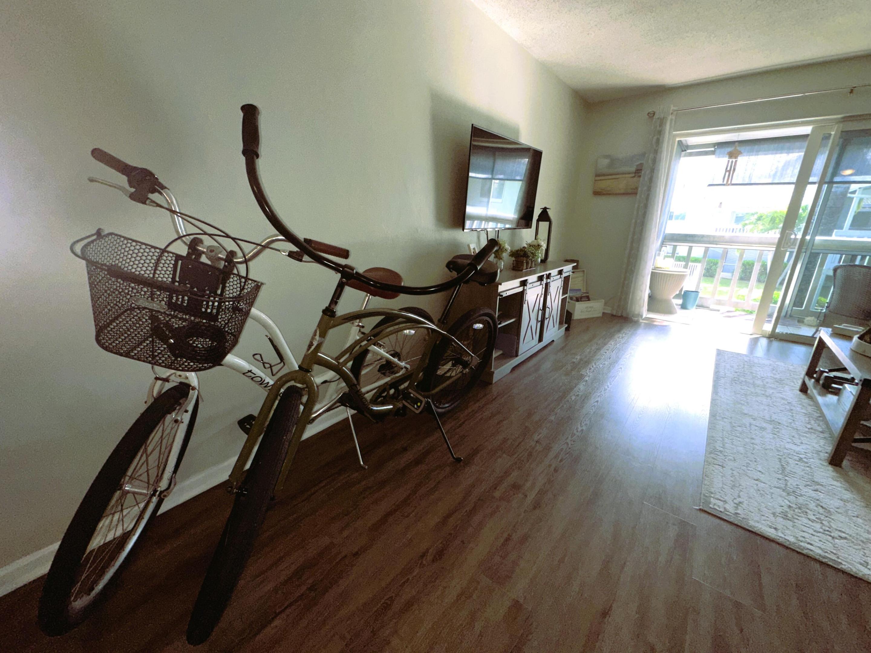 Beach Cruisers included. You can smell the Ocean breeze from the Balcony