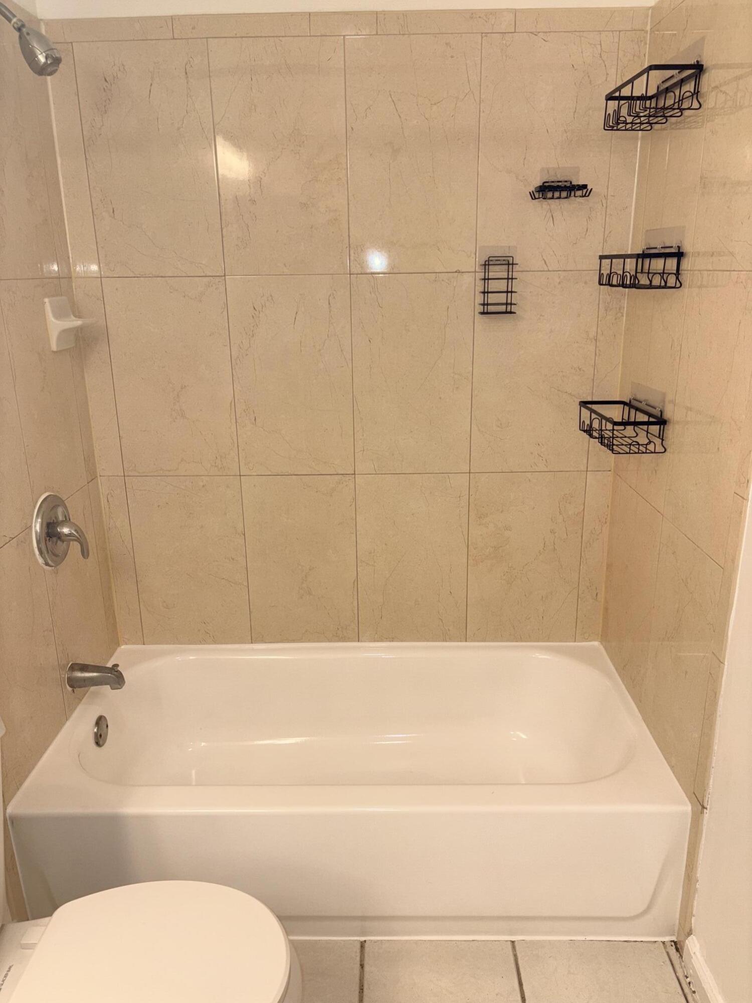 COMBO TUB/SHOWER