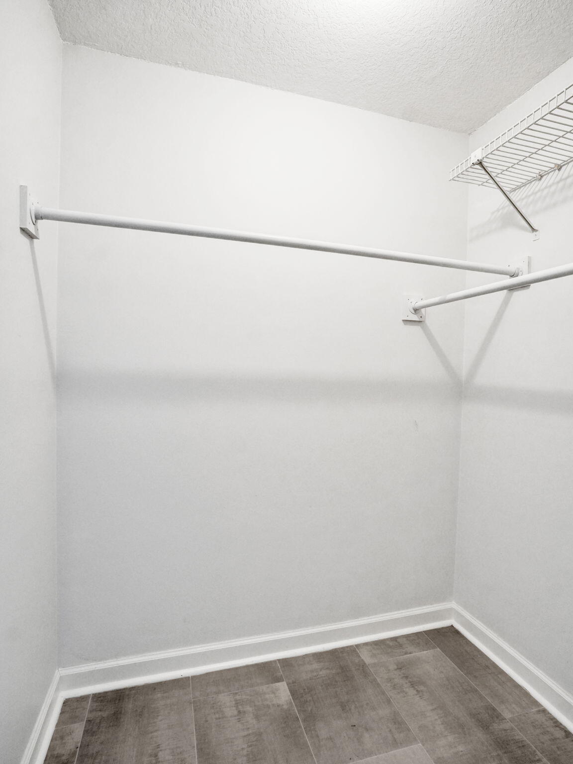2 WALK-IN CLOSETS IN MAIN BEDROOM